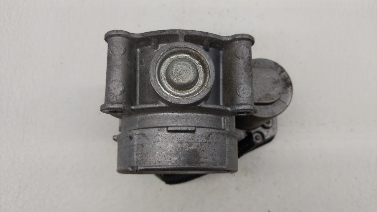 2013-2019 Ford Escape Throttle Body P/N:DS7E-9F991-AK DS7E-9F991-AD Fits Fits 2013 2014 2015 2016 2017 2018 2019 2020 OEM Us