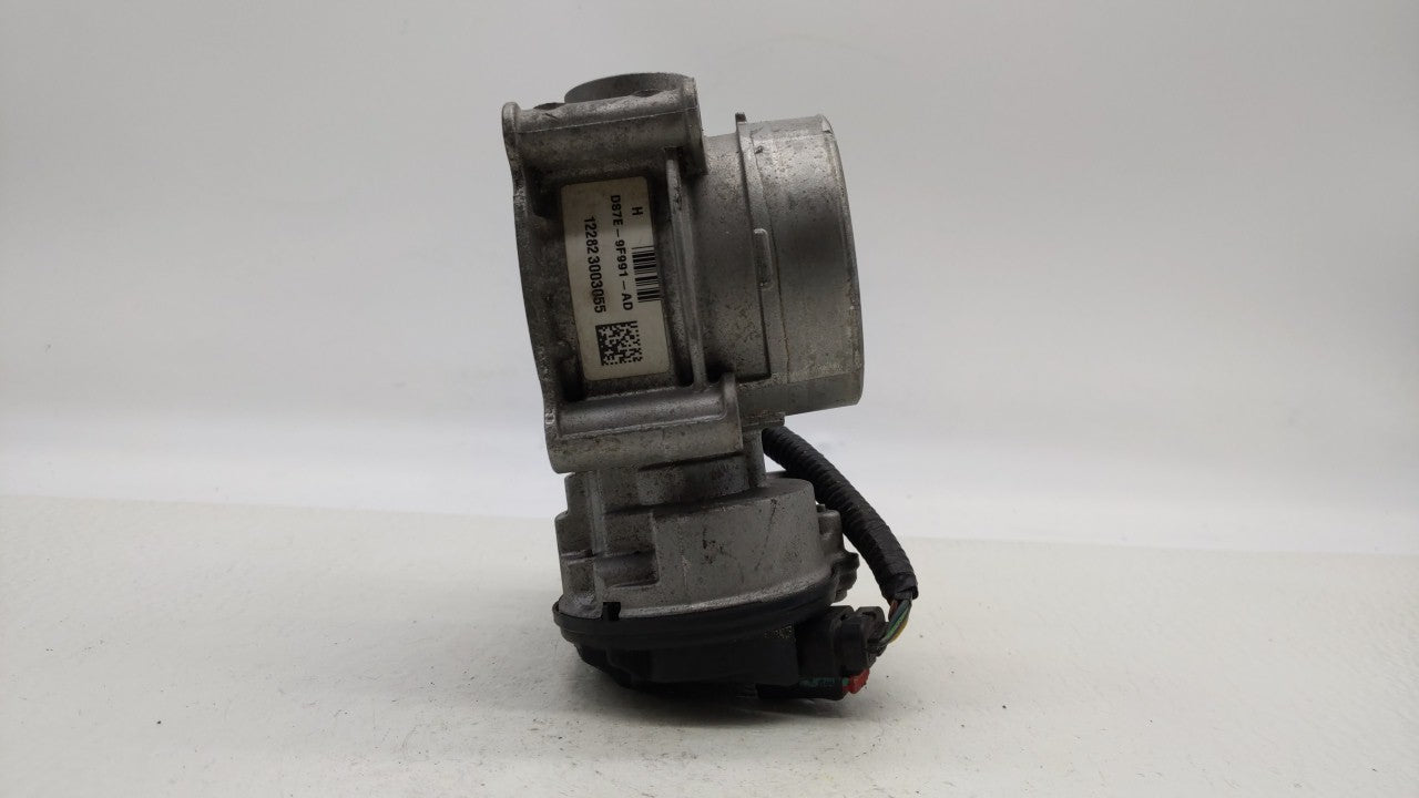 2013-2019 Ford Escape Throttle Body P/N:DS7E-9F991-AK DS7E-9F991-AD Fits Fits 2013 2014 2015 2016 2017 2018 2019 2020 OEM Us