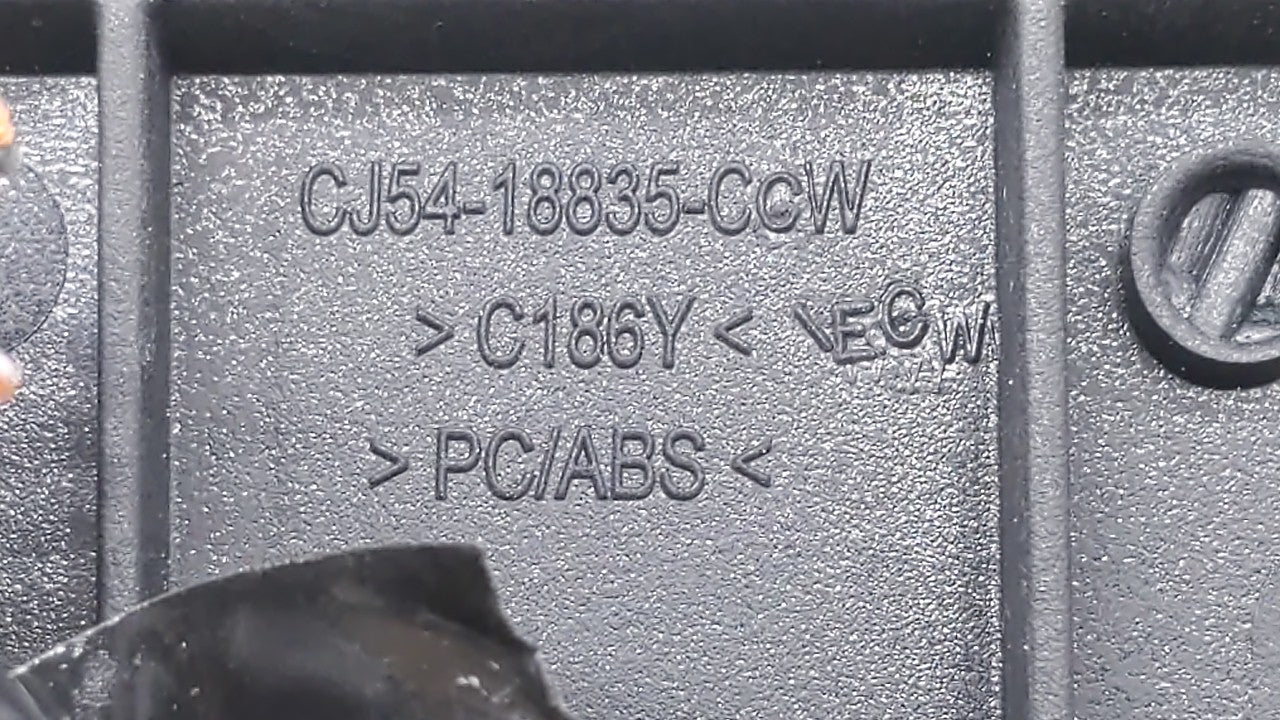 2013-2016 Ford Escape Radio Control Panel - Oemusedautoparts1.com