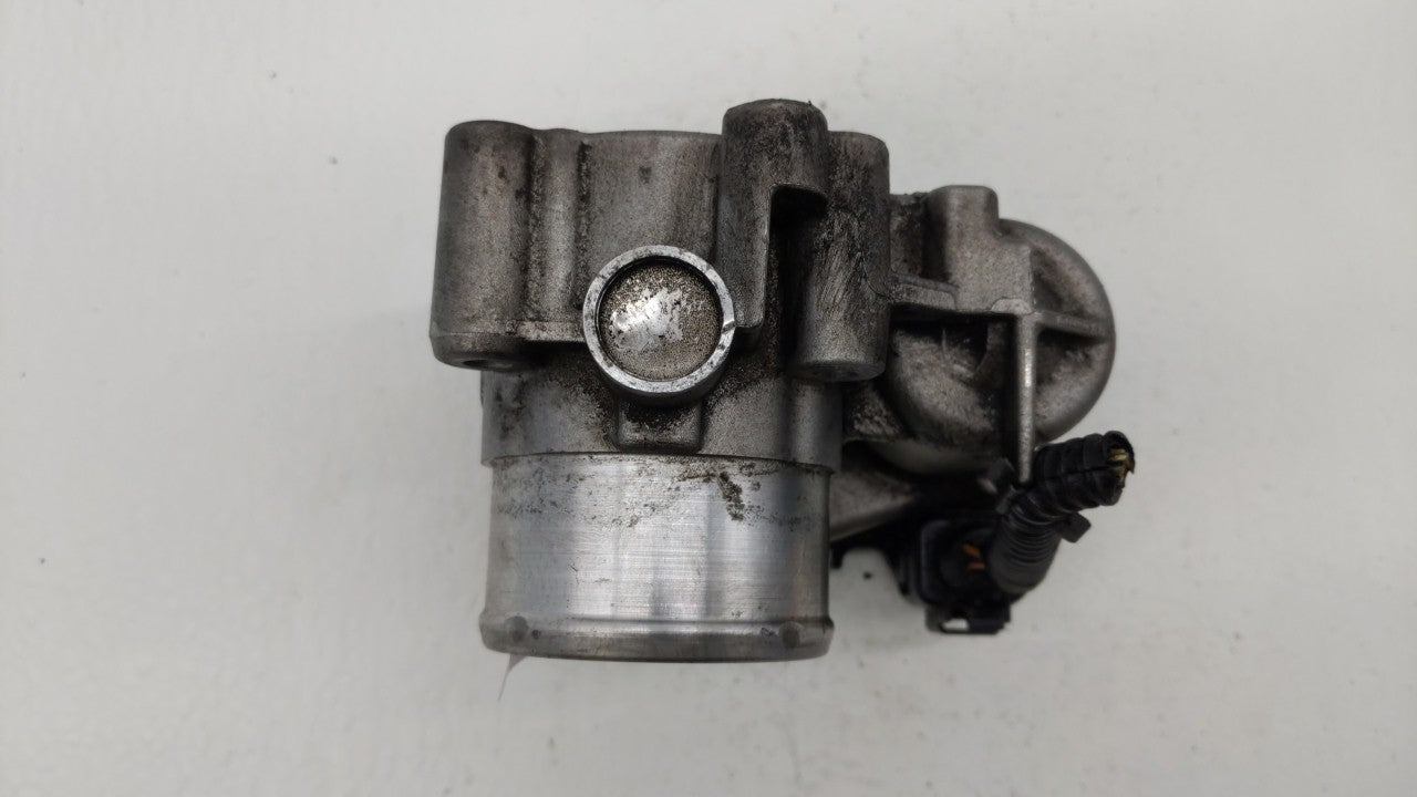 2013-2016 Ford Escape Throttle Body P/N:0 280 750 535 7S7G-9F991-CA Fits Fits 2013 2014 2015 2016 2017 2018 2019 OEM Used Au