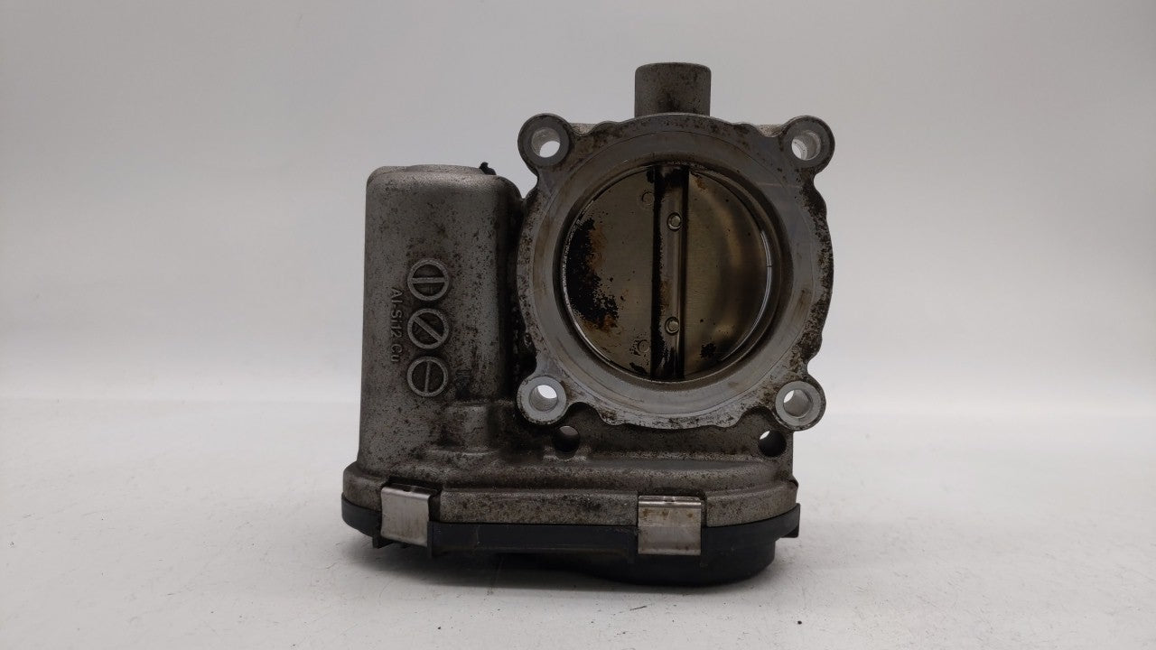 2013-2016 Ford Escape Throttle Body P/N:CM5E-9F991-AD CM5E-9F991-AC Fits Fits 2012 2013 2014 2015 2016 2017 OEM Used Auto Pa