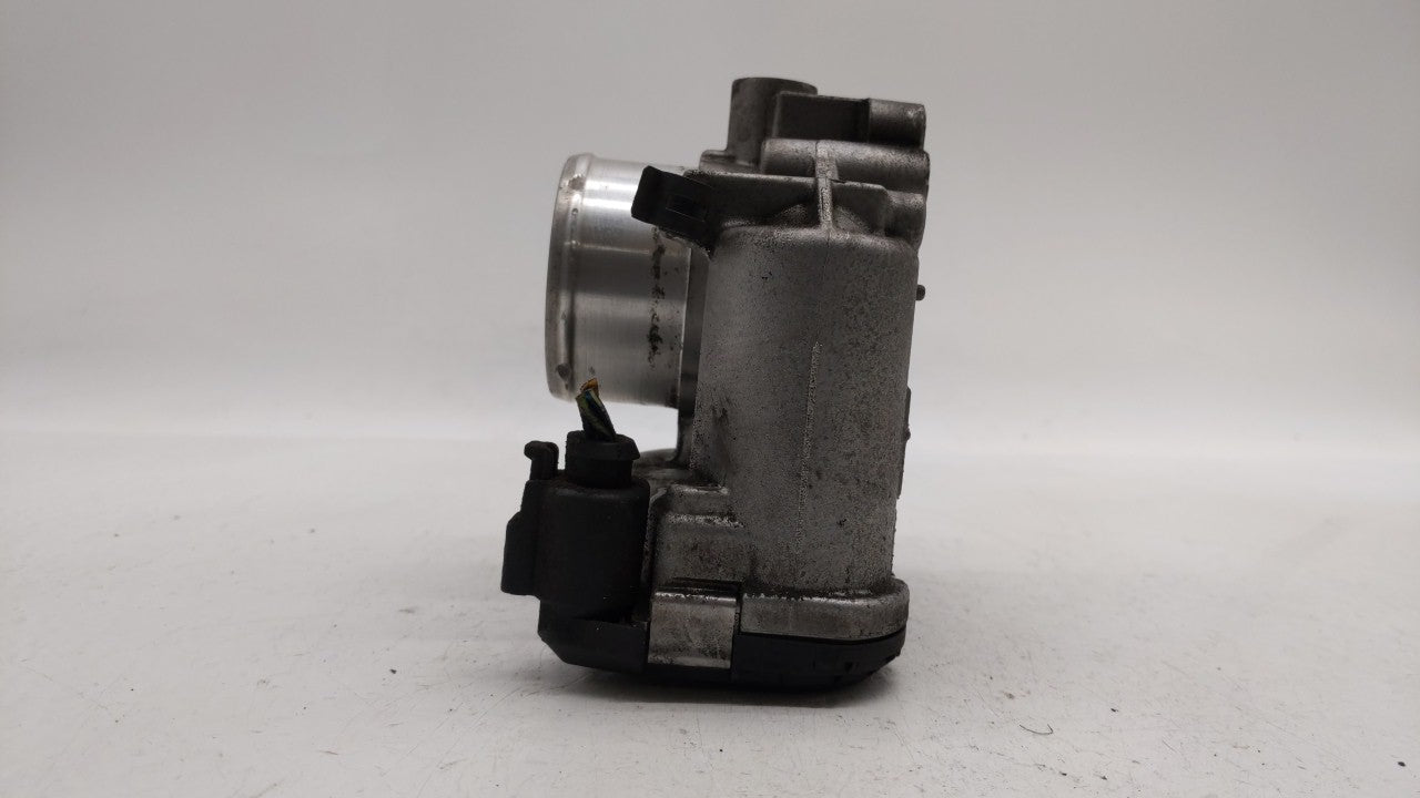 2013-2016 Ford Escape Throttle Body P/N:0 280 750 535 7S7G-9F991-CA Fits Fits 2013 2014 2015 2016 2017 2018 2019 OEM Used Au