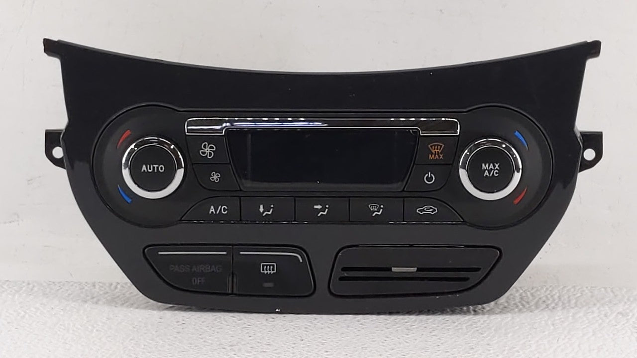 2013 Ford Escape Climate Control Module Temperature AC/Heater Replacement P/N:CJ5T-18C612-AE Fits OEM Used Auto Parts - Oemu