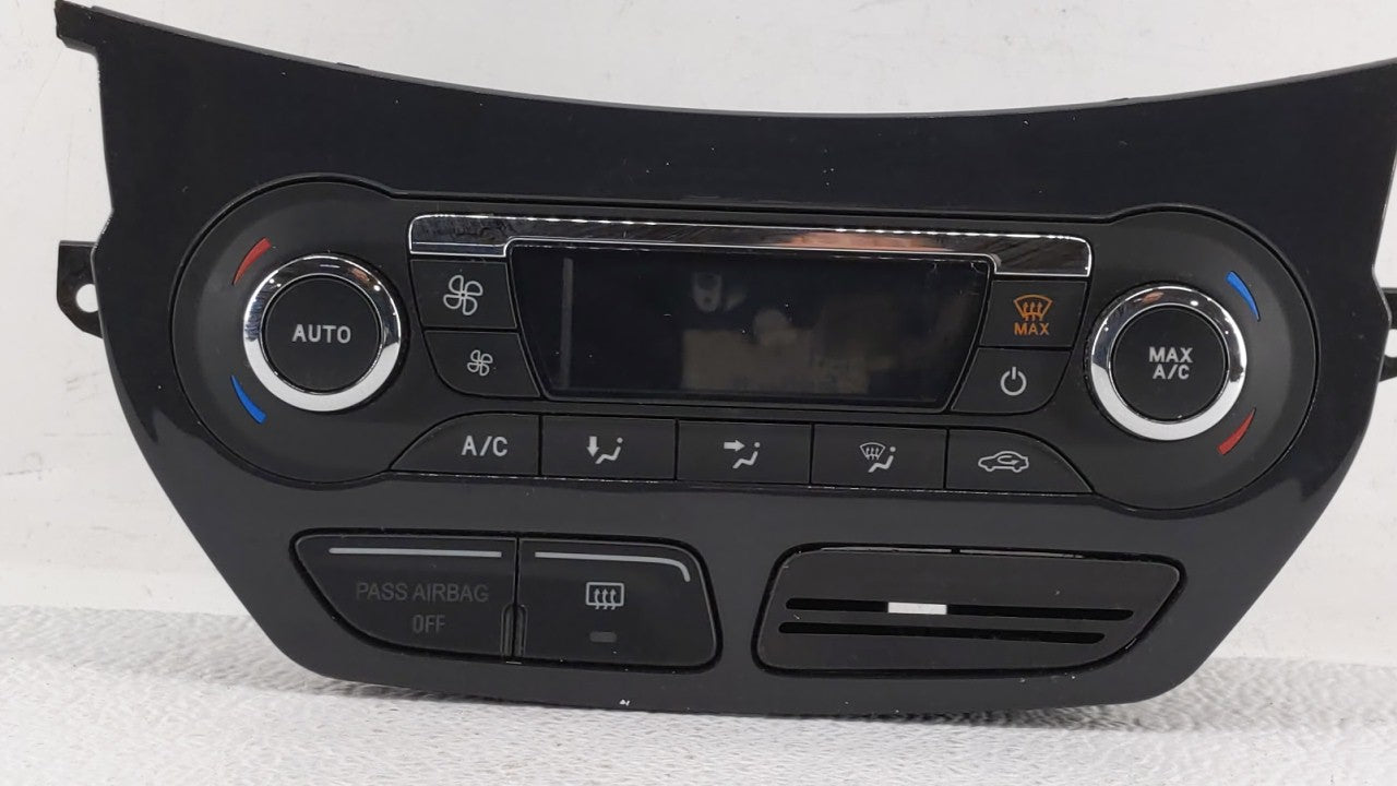 2013 Ford Escape Climate Control Module Temperature AC/Heater Replacement P/N:CJ5T-18C612-AE Fits OEM Used Auto Parts - Oemu