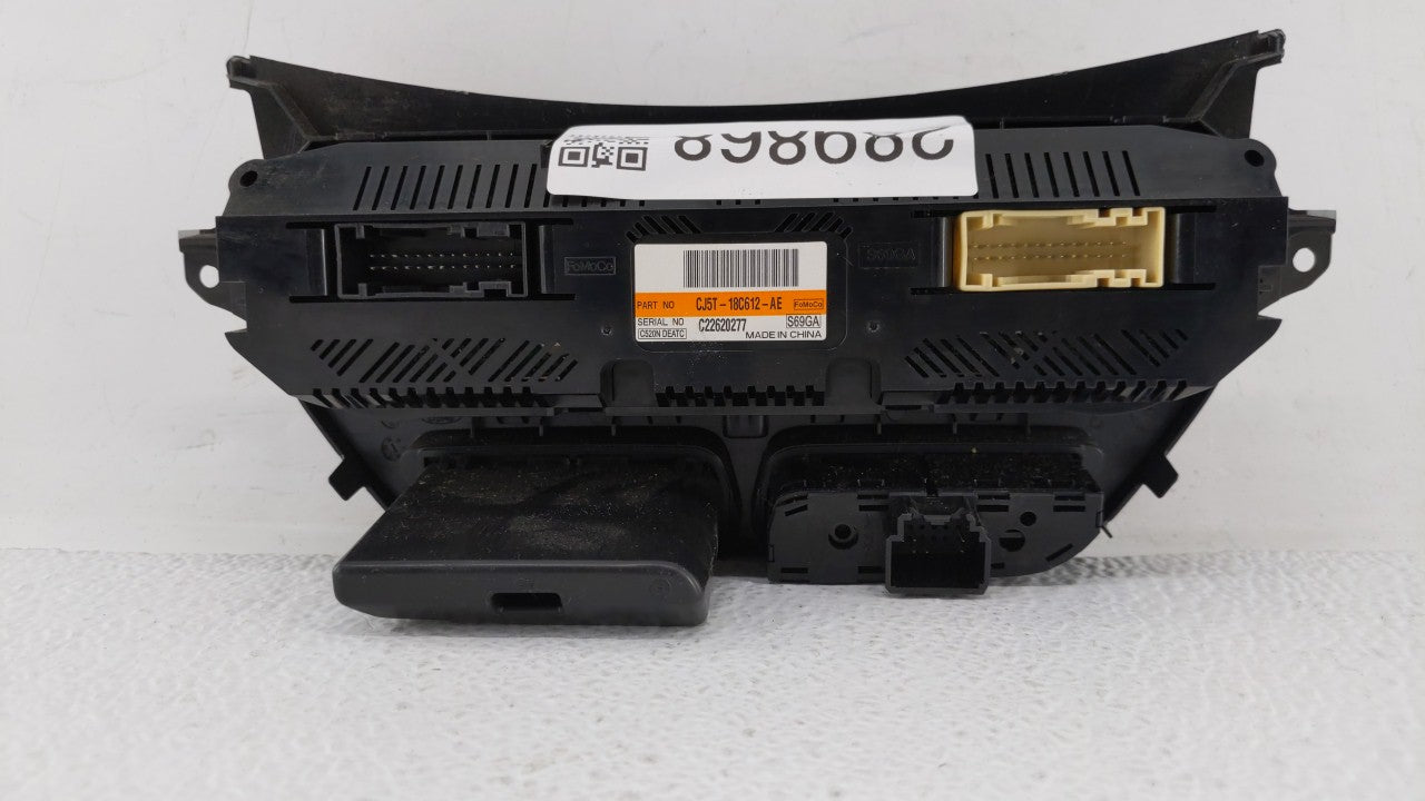 2013 Ford Escape Climate Control Module Temperature AC/Heater Replacement P/N:CJ5T-18C612-AE Fits OEM Used Auto Parts - Oemu