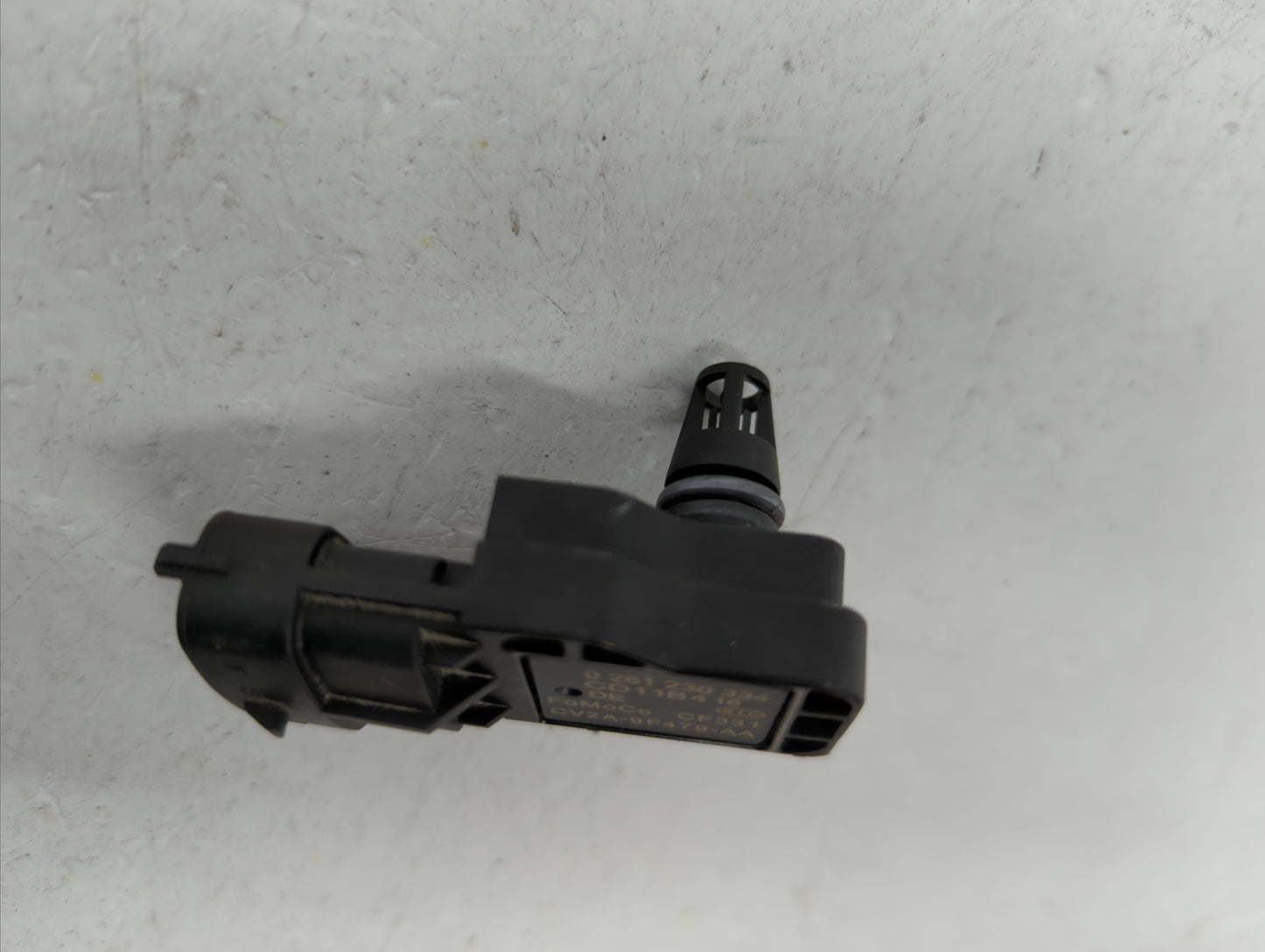 2013-2016 Ford Escape Mass Air Flow Meter Maf - Oemusedautoparts1.com