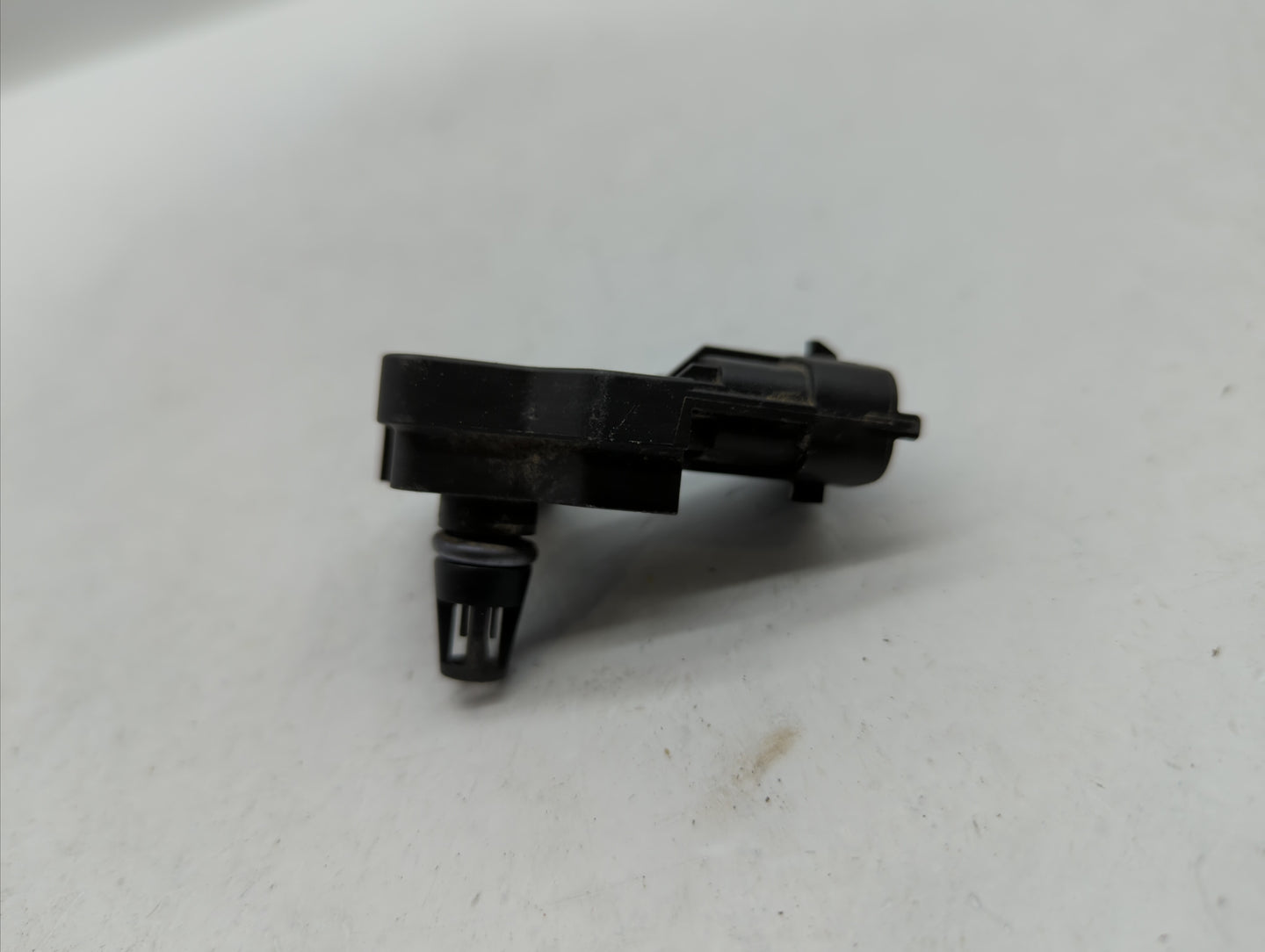 2013-2016 Ford Escape Mass Air Flow Meter Maf - Oemusedautoparts1.com