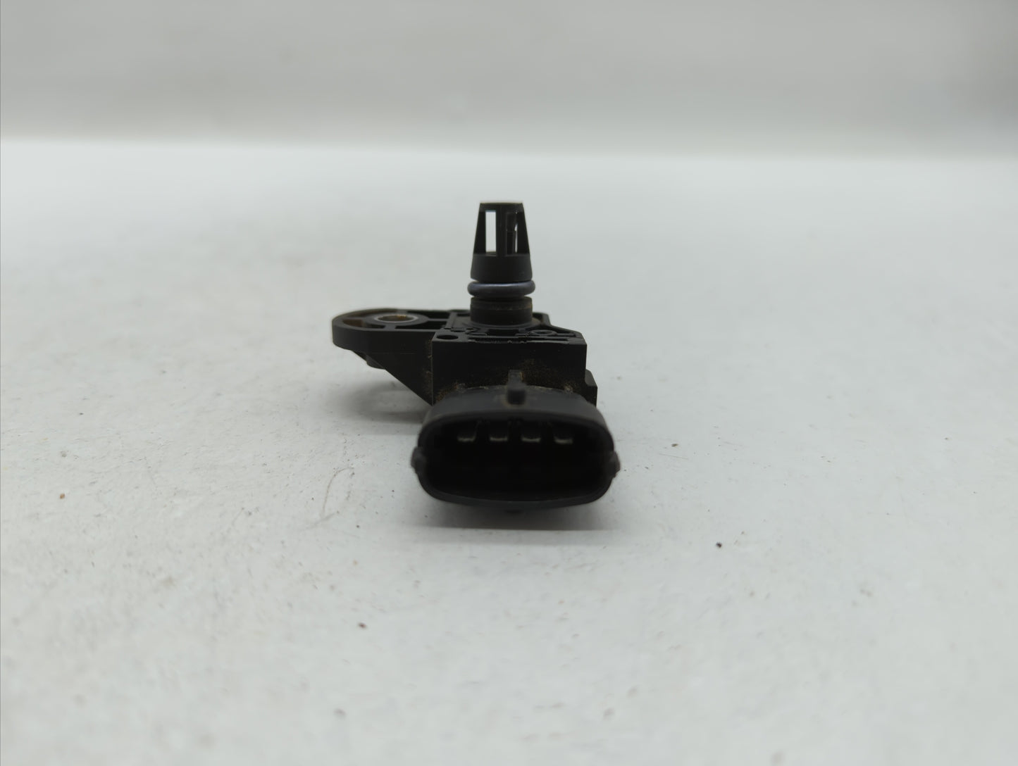2013-2016 Ford Escape Mass Air Flow Meter Maf - Oemusedautoparts1.com