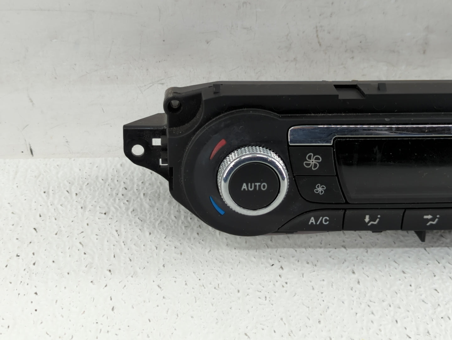 2013-2015 Ford Escape Climate Control Module Temperature AC/Heater Replacement P/N:CJ5T-18C612-BA CJ5T-18C612-BC Fits OEM Us