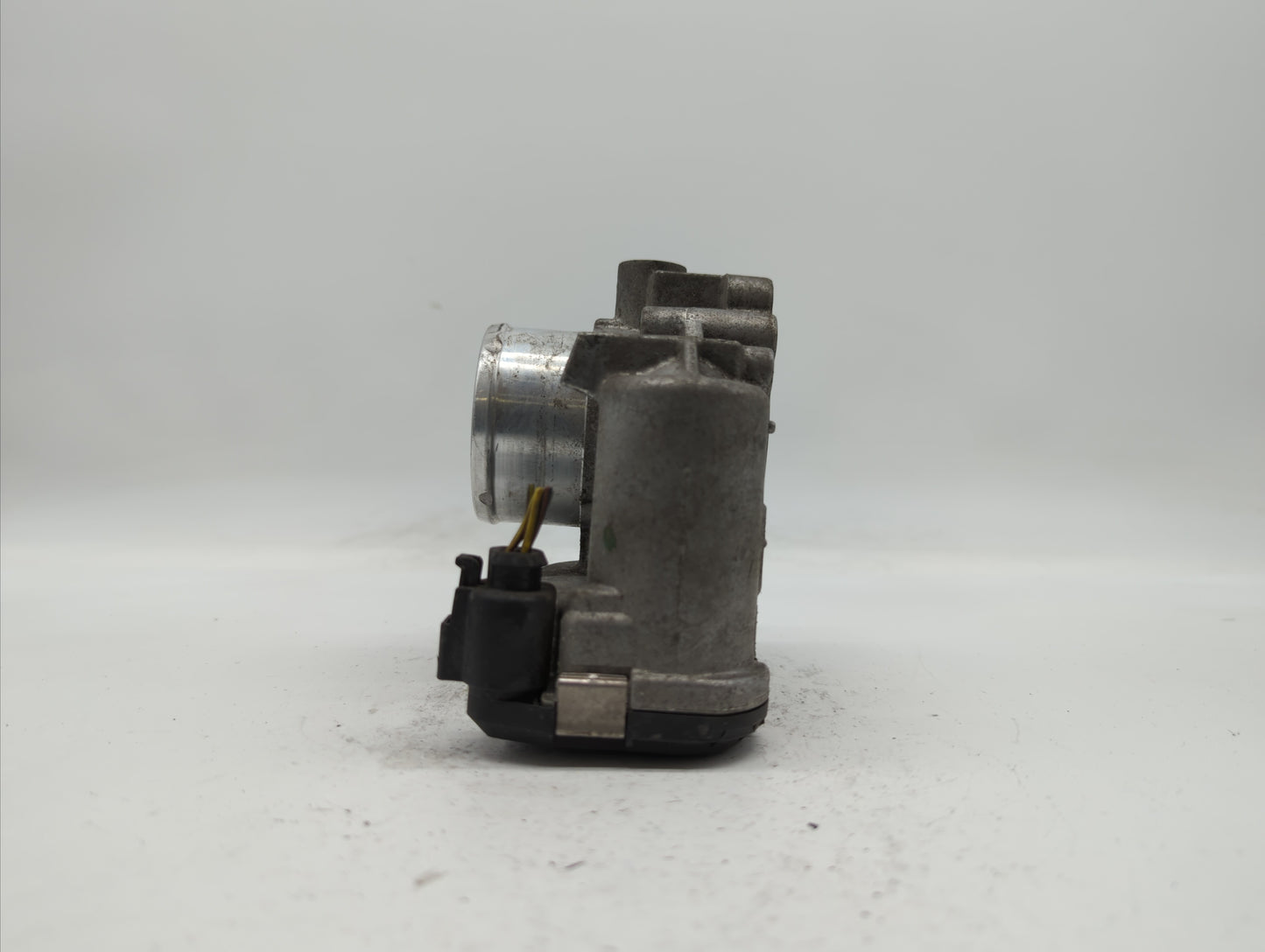 2013-2016 Ford Escape Throttle Body P/N:0 280 750 535 7S7G-9F991-CA Fits Fits 2013 2014 2015 2016 2017 2018 2019 OEM Used Au
