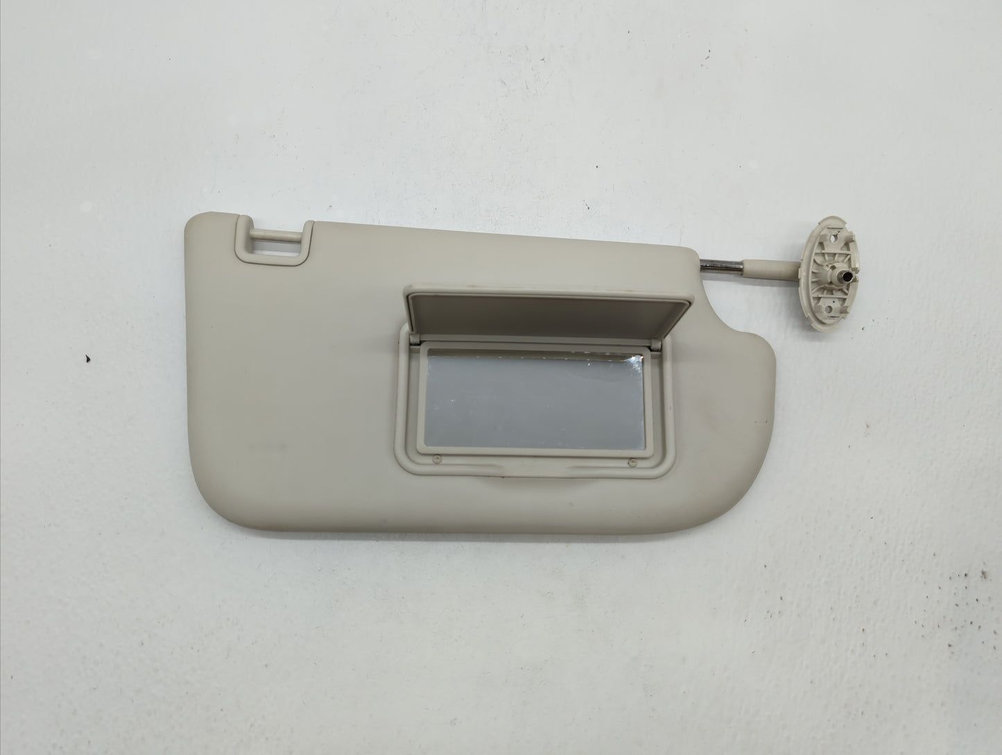 2013-2019 Ford Escape Sun Visor Shade Replacement Passenger Right Mirror Fits Fits 2013 2014 2015 2016 2017 2018 2019 OEM Us