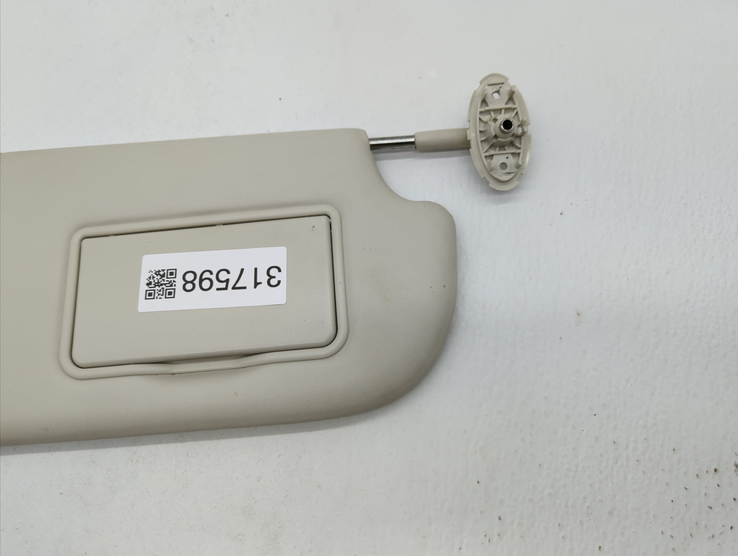 2013-2019 Ford Escape Sun Visor Shade Replacement Passenger Right Mirror Fits Fits 2013 2014 2015 2016 2017 2018 2019 OEM Us
