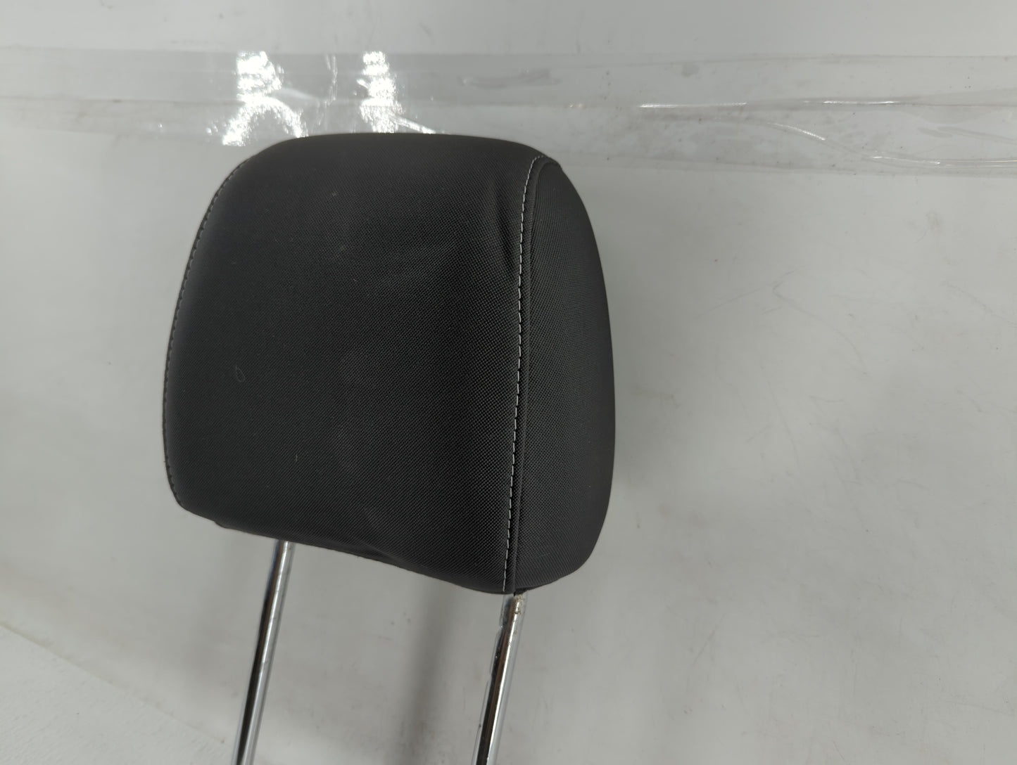 2013-2015 Ford Escape Headrest Head Rest Front Driver Passenger Seat Fits Fits 2013 2014 2015 OEM Used Auto Parts - Oemuseda