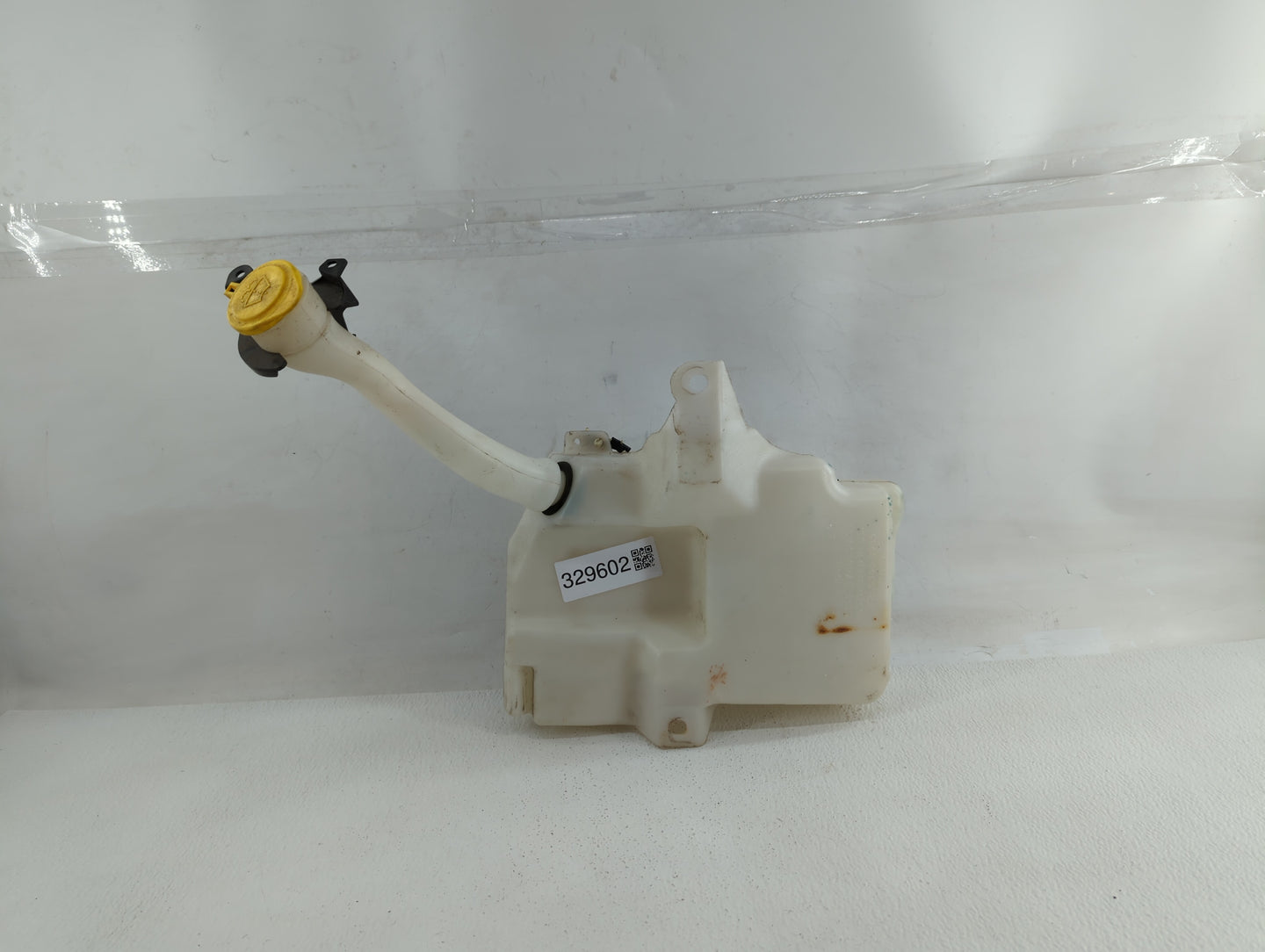 2013-2014 Ford Escape Windshield Washer Fluid Reservoir Bottle Oem - Oemusedautoparts1.com