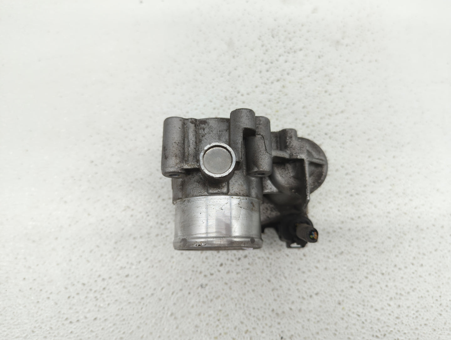 2013-2016 Ford Escape Throttle Body P/N:0 280 750 535 7S7G-9F991-CA Fits Fits 2013 2014 2015 2016 2017 2018 2019 OEM Used Au