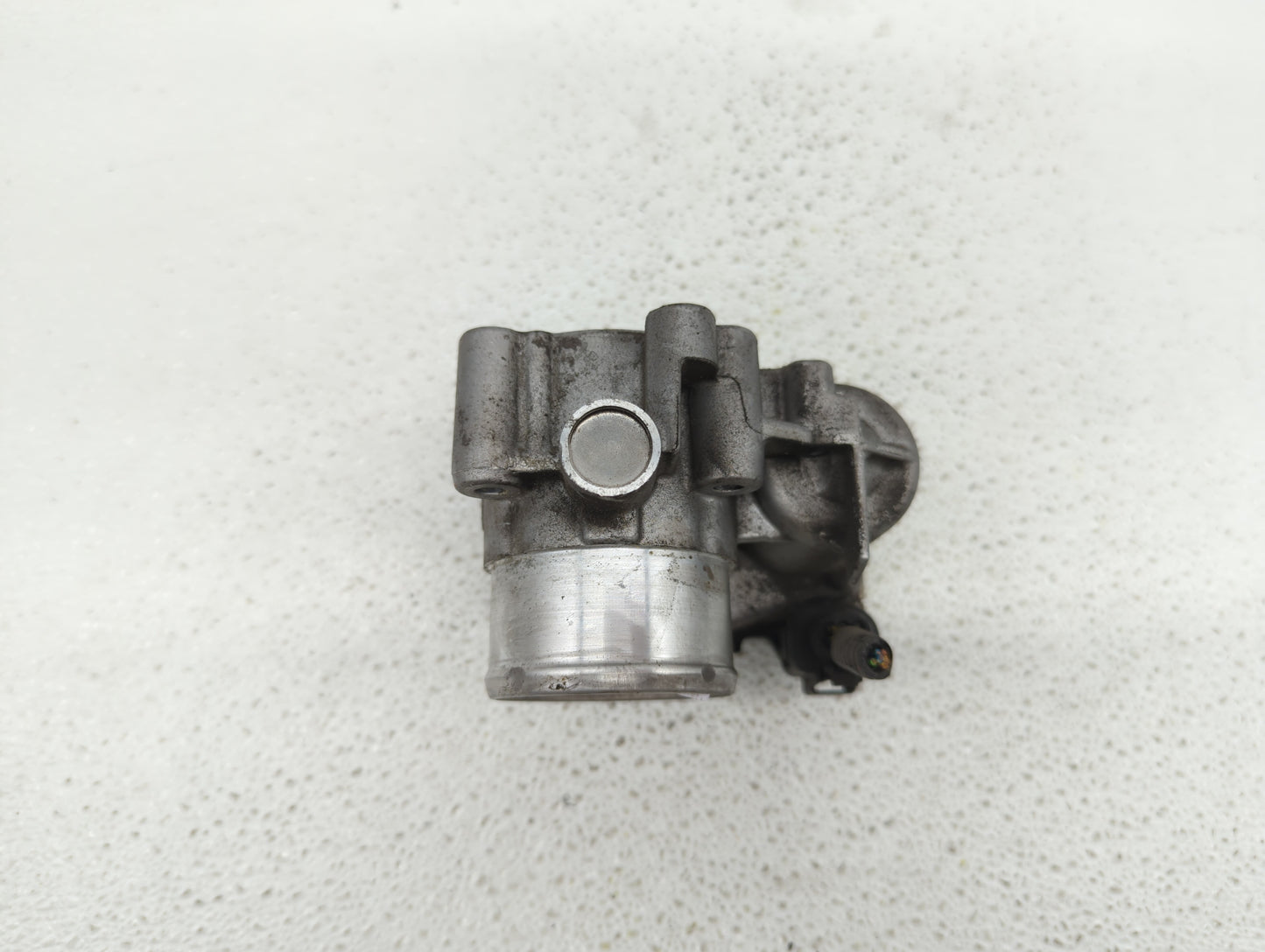 2013-2016 Ford Escape Throttle Body P/N:0 280 750 535 7S7G-9F991-CA Fits Fits 2013 2014 2015 2016 2017 2018 2019 OEM Used Au
