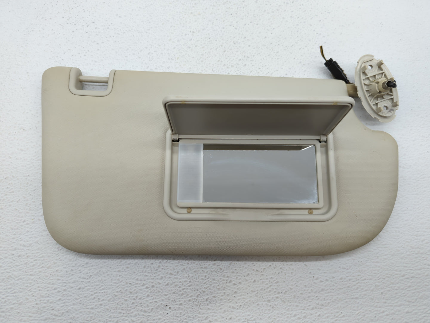 2013-2019 Ford Escape Sun Visor Shade Replacement Passenger Right Mirror Fits Fits 2013 2014 2015 2016 2017 2018 2019 OEM Us