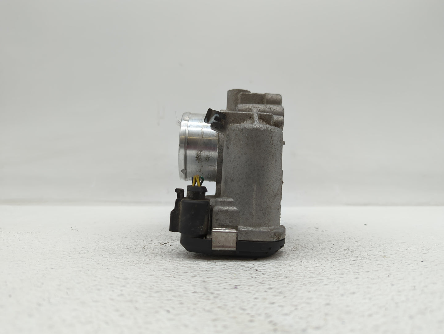 2013-2016 Ford Escape Throttle Body P/N:0 280 750 535 7S7G-9F991-CA Fits Fits 2013 2014 2015 2016 2017 2018 2019 OEM Used Au