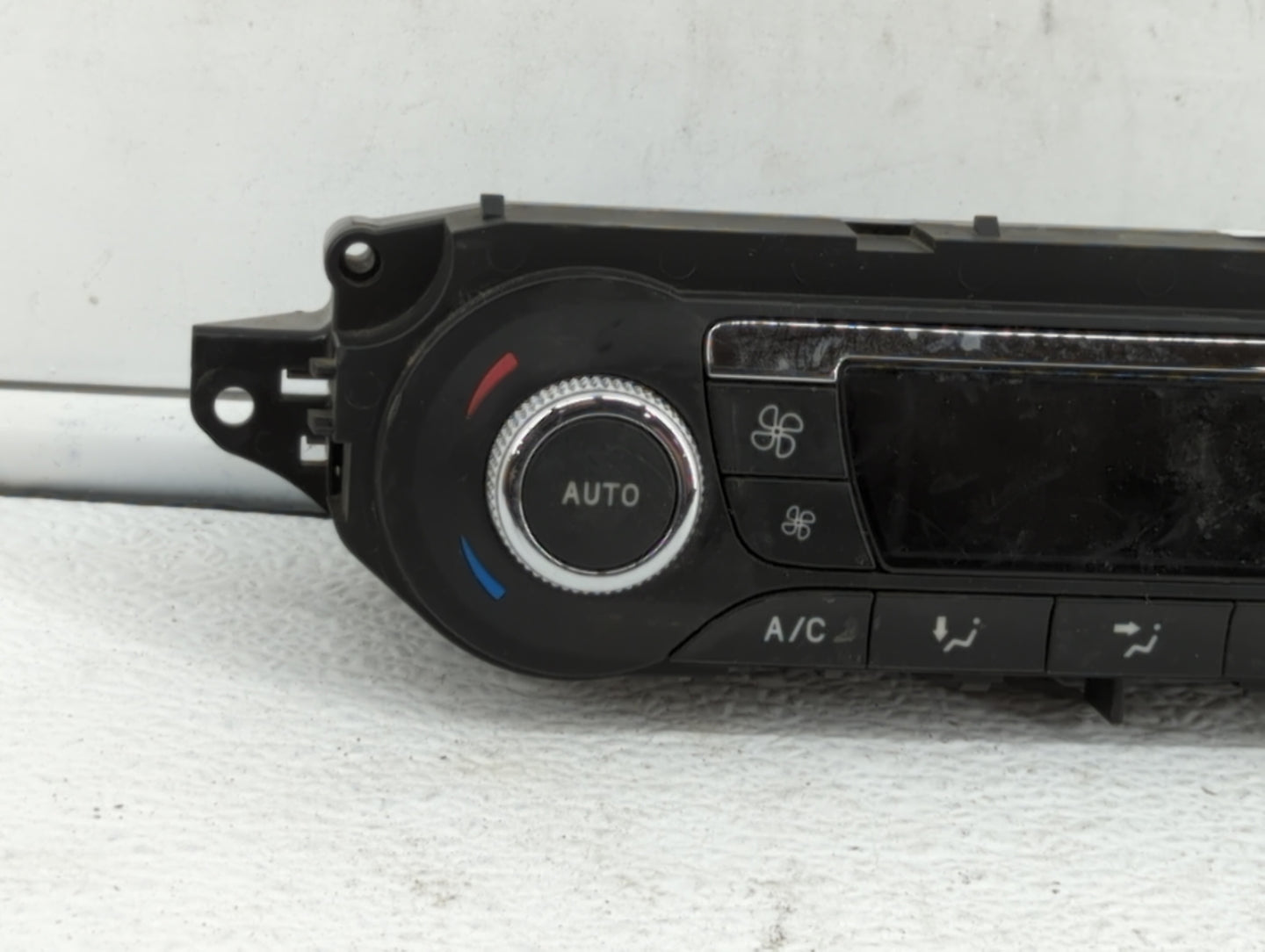 2013-2015 Ford Escape Climate Control Module Temperature AC/Heater Replacement P/N:CJ5T-18C612-AE CJ5T-18C612-BC Fits OEM Us