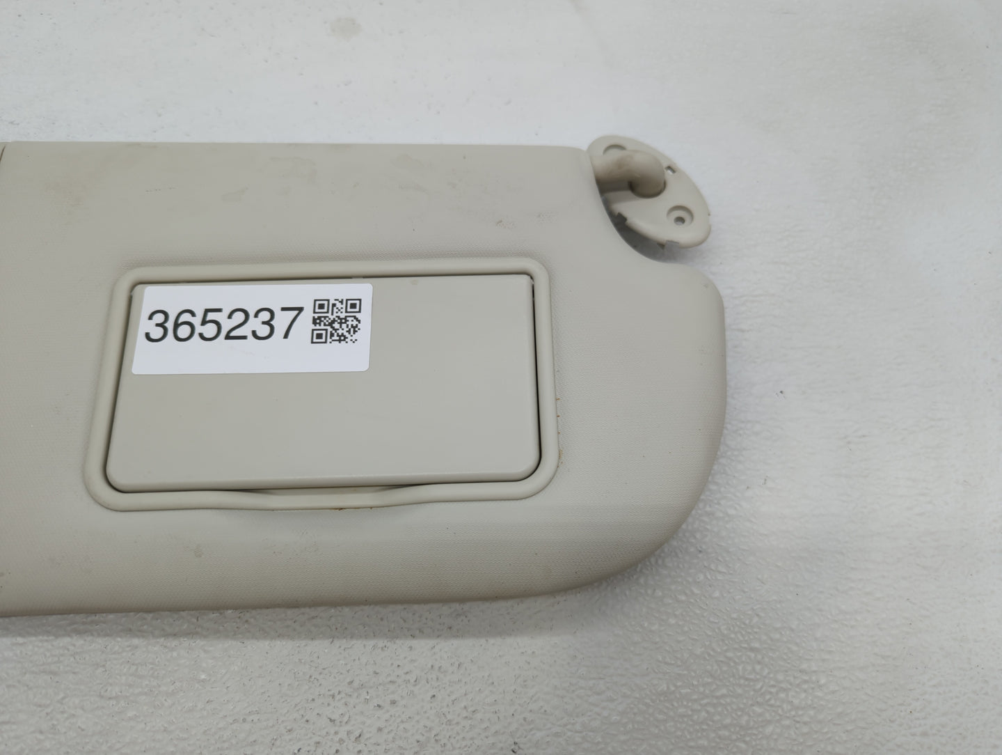 2013-2019 Ford Escape Sun Visor Shade Replacement Passenger Right Mirror Fits Fits 2013 2014 2015 2016 2017 2018 2019 OEM Us