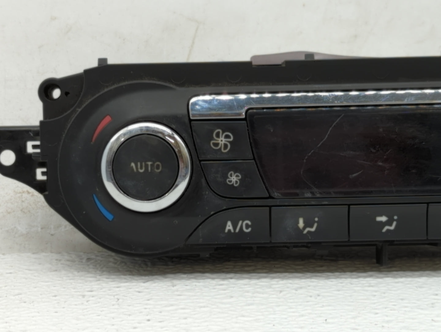 2013 Ford Escape Climate Control Module Temperature AC/Heater Replacement P/N:CJ5T-18C612-BA CJ5T-18C612-AE Fits OEM Used Au