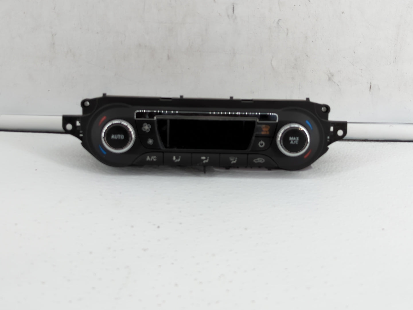 2013-2015 Ford Escape Climate Control Module Temperature AC/Heater Replacement P/N:CJ5T-18C612-AE CJ5T-18C612-BC Fits OEM Us