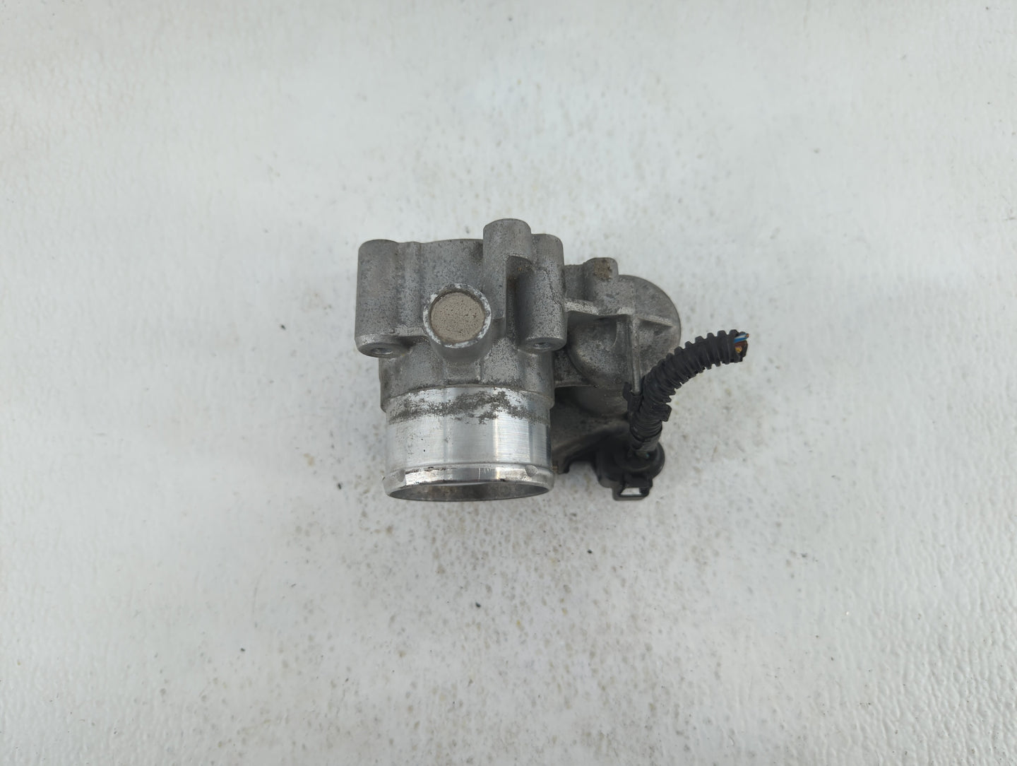 2013-2016 Ford Escape Throttle Body P/N:0 280 750 535 7S7G-9F991-CA Fits Fits 2013 2014 2015 2016 2017 2018 2019 OEM Used Au