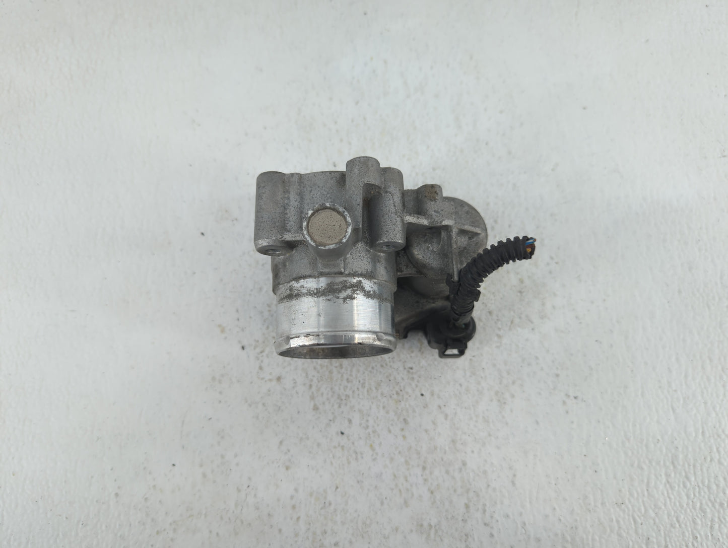 2013-2016 Ford Escape Throttle Body P/N:0 280 750 535 7S7G-9F991-CA Fits Fits 2013 2014 2015 2016 2017 2018 2019 OEM Used Au