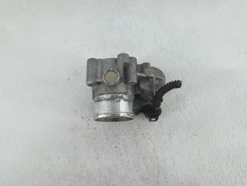 2013-2016 Ford Escape Throttle Body P/N:0 280 750 535 7S7G-9F991-CA Fits Fits 2013 2014 2015 2016 2017 2018 2019 OEM Used Auto Parts