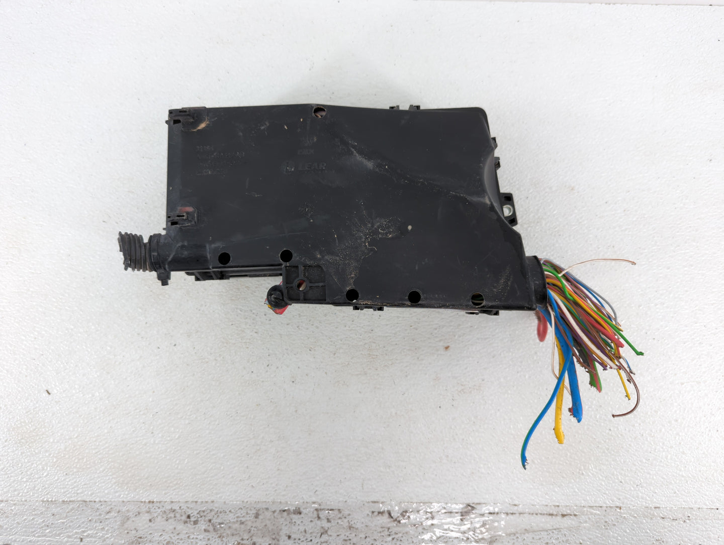 2013 Ford Escape Fusebox Fuse Box Panel Relay Module P/N:AV6T-14A067-AC Fits OEM Used Auto Parts - Oemusedautoparts1.com