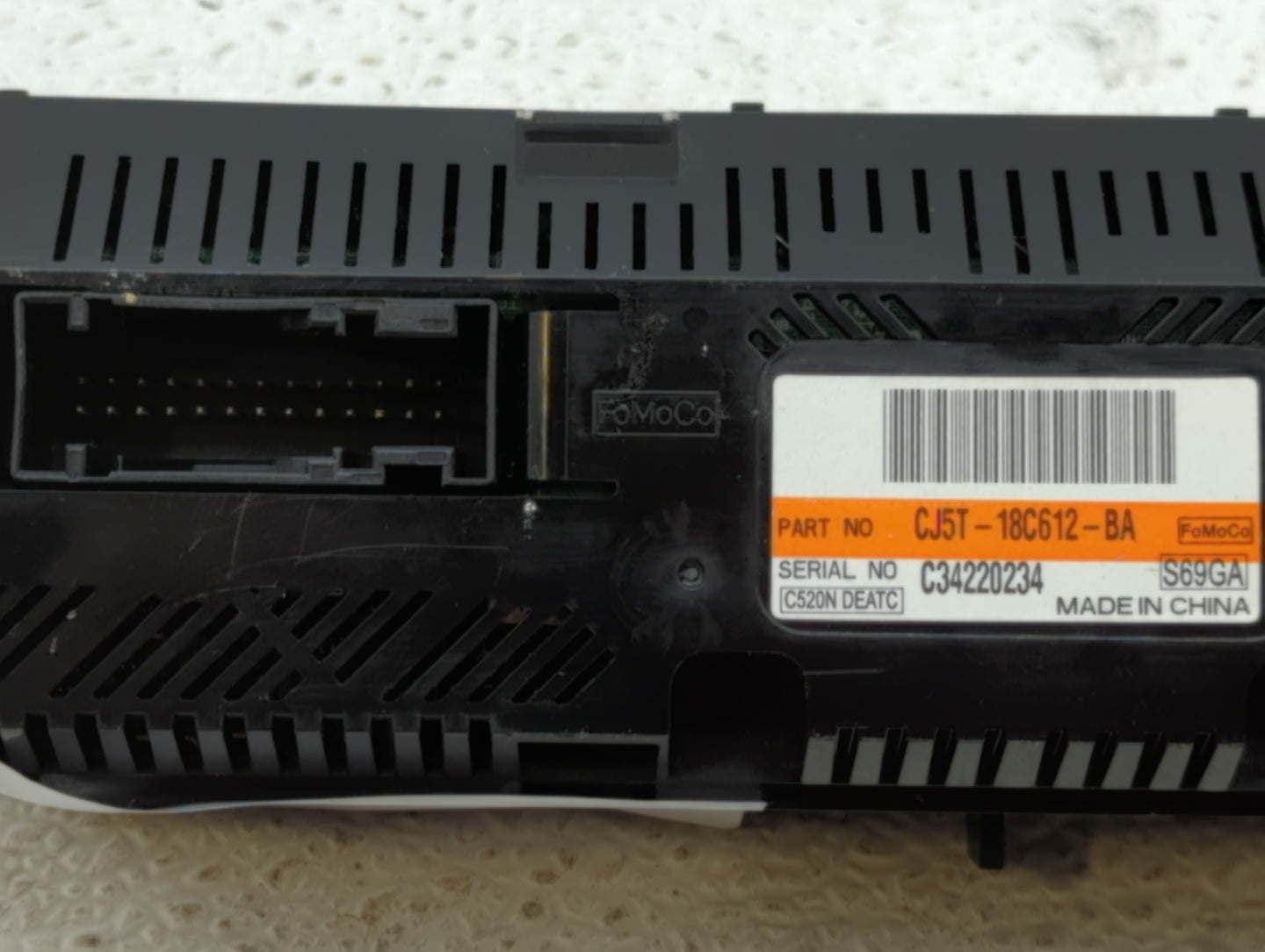 2013-2015 Ford Escape Climate Control Module Temperature AC/Heater Replacement P/N:CJ5T-18C612-AE CJ5T-18C612-BC Fits OEM Us
