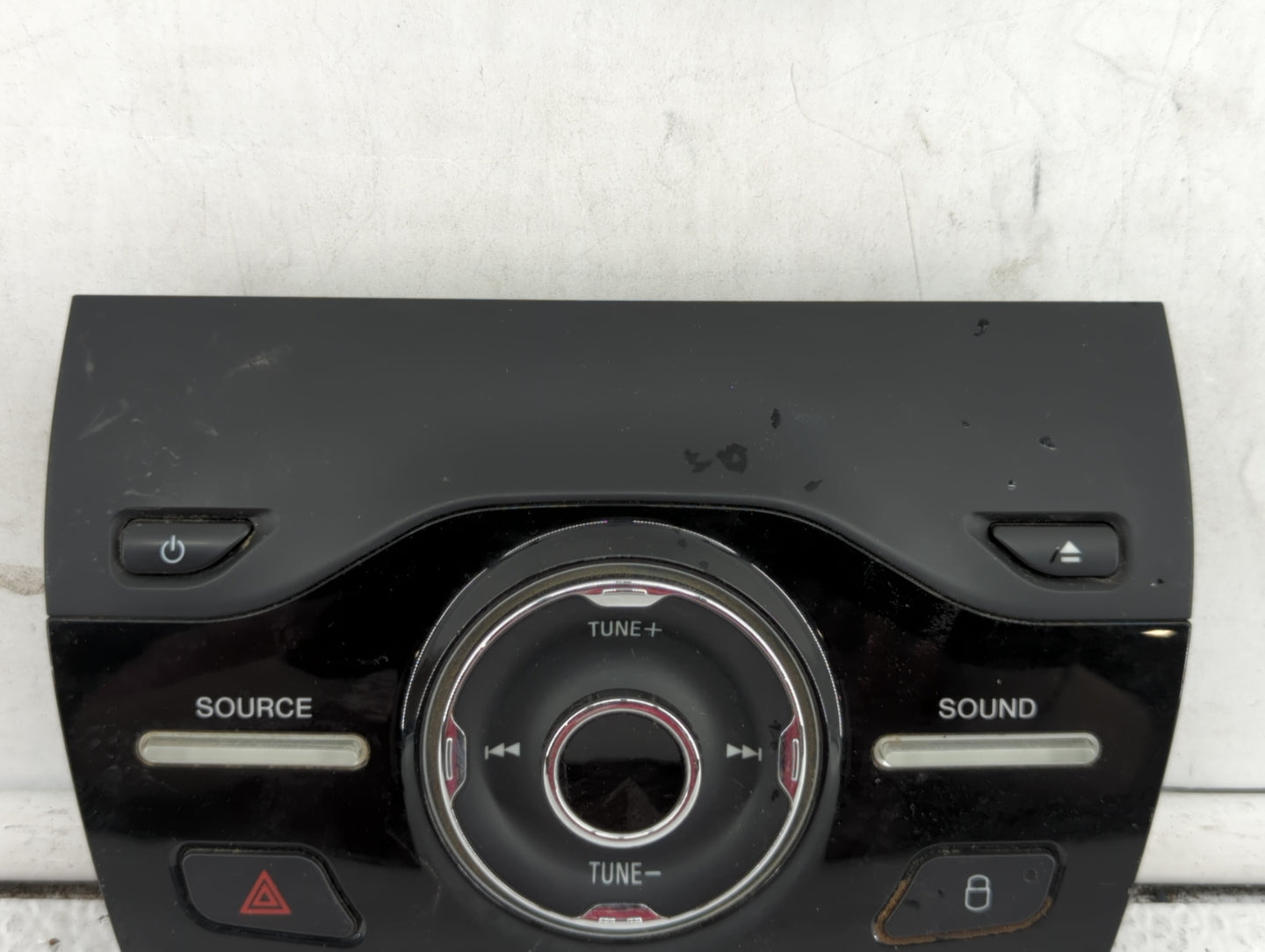 2013-2013 Ford Escape Am Fm Cd Player Radio Receiver - Oemusedautoparts1.com