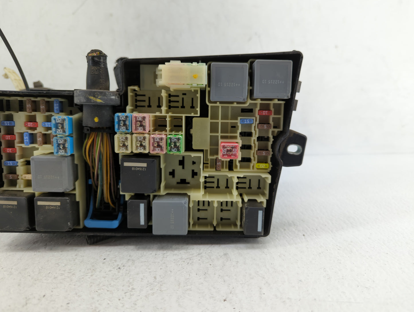 2013-2016 Ford Escape Fusebox Fuse Box Panel Relay Module P/N:AV6T-14A142-AB AV6T-14A067-AD Fits Fits 2013 2014 2015 2016 OE