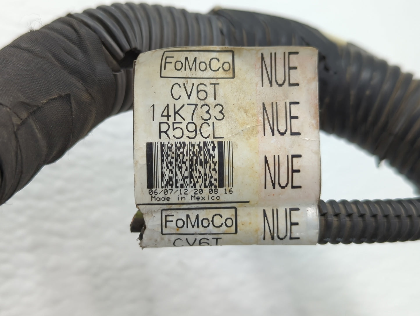 2013-2016 Ford Escape Fusebox Fuse Box Panel Relay Module P/N:AV6T-14A142-AB AV6T-14A067-AD Fits Fits 2013 2014 2015 2016 OE