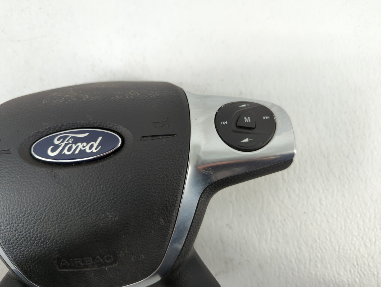 2013 Ford Escape Air Bag Driver Left Steering Wheel Mounted P/N:C15E004B3512 34088827A Fits Fits 2005 2006 2007 2008 2009 OE