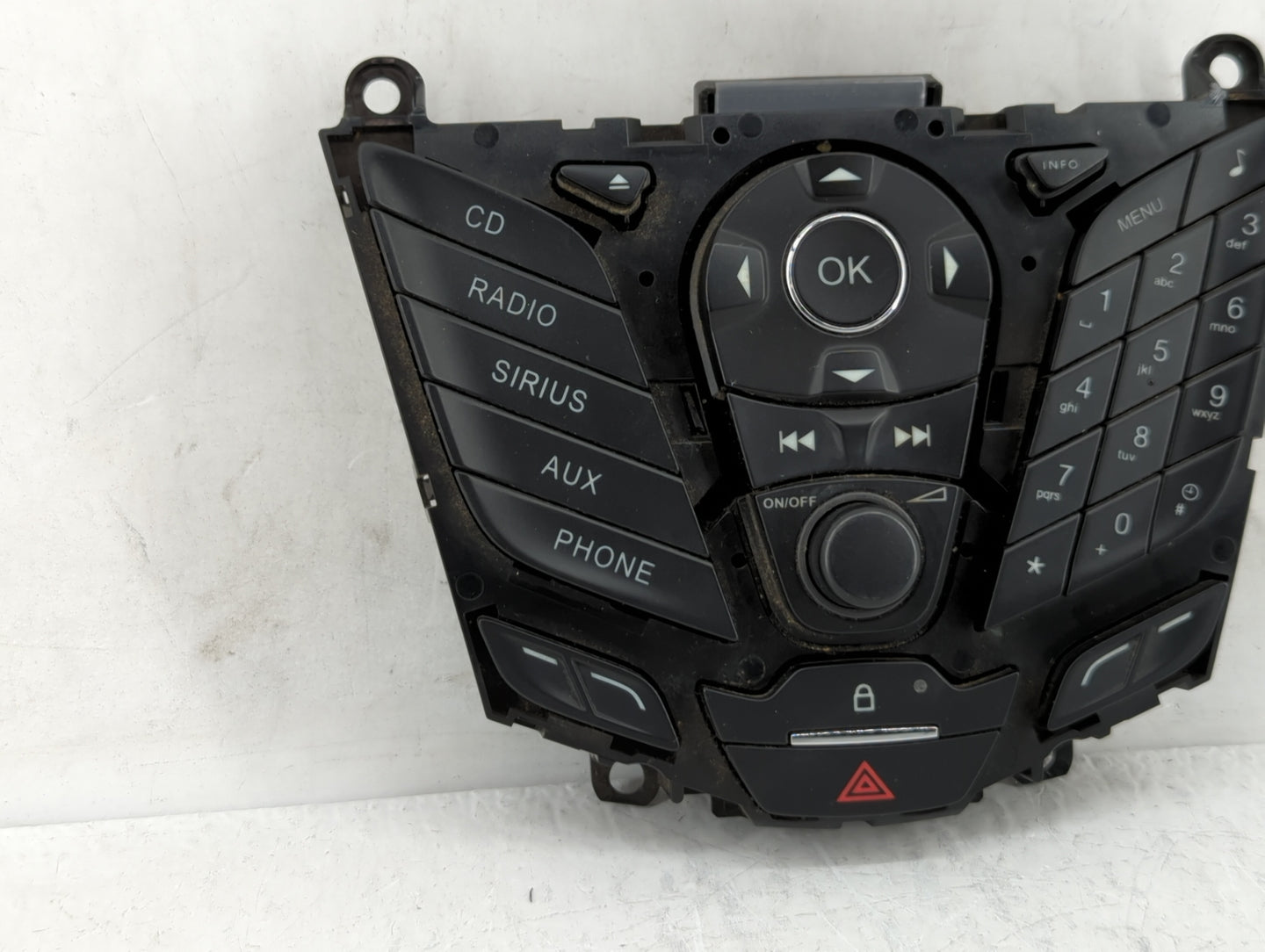 2013-2013 Ford Escape Am Fm Cd Player Radio Receiver - Oemusedautoparts1.com