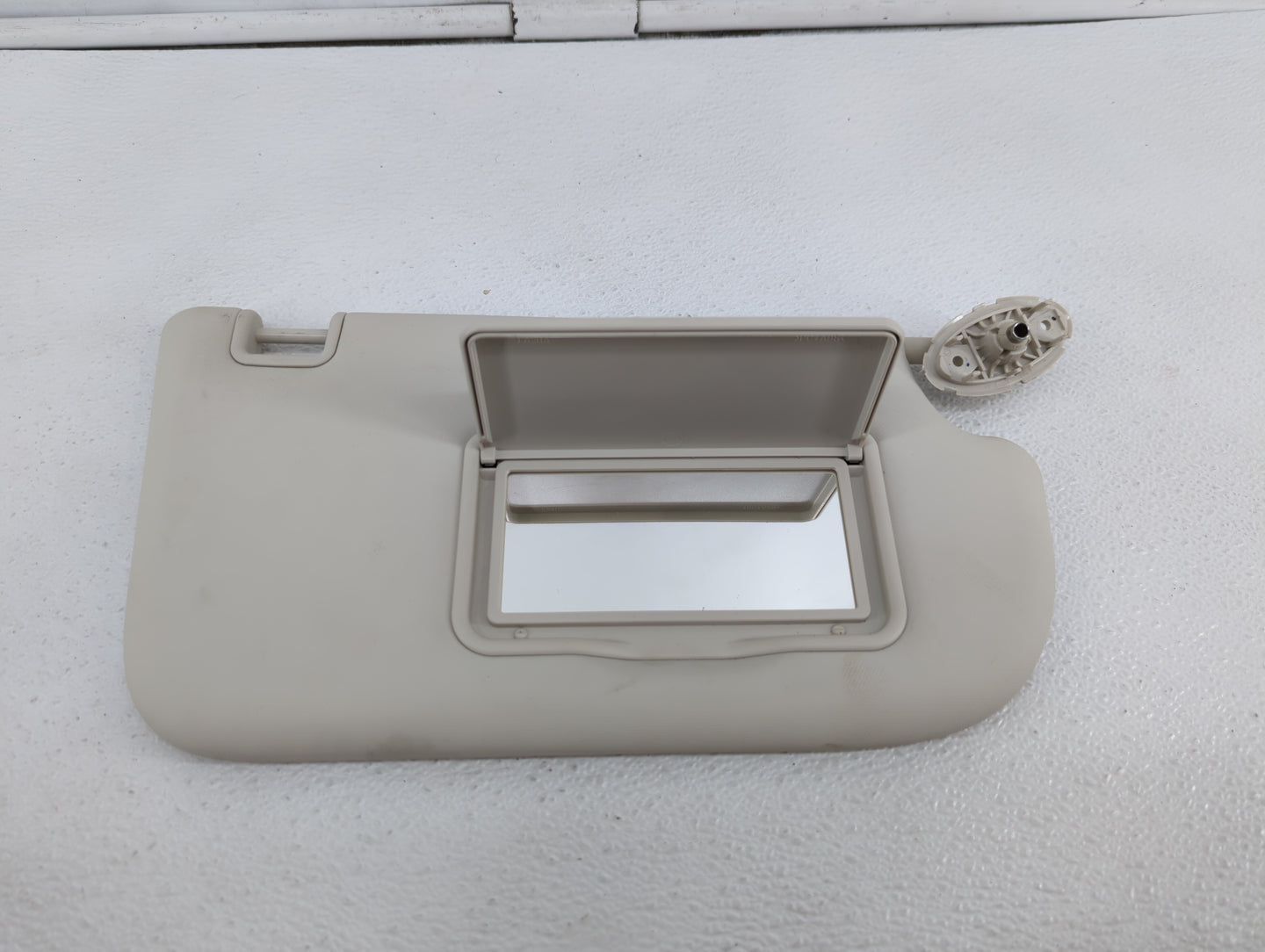 2013-2019 Ford Escape Sun Visor Shade Replacement Passenger Right Mirror Fits Fits 2013 2014 2015 2016 2017 2018 2019 OEM Us
