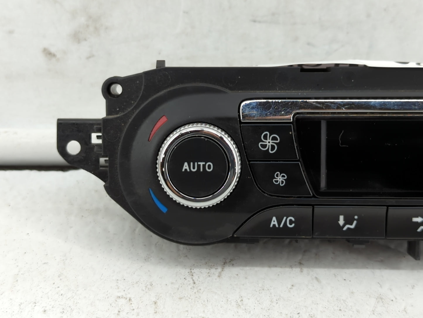 2013-2015 Ford Escape Climate Control Module Temperature AC/Heater Replacement P/N:CJ5T-18C612-AE CJ5T-18C612-BC Fits OEM Us