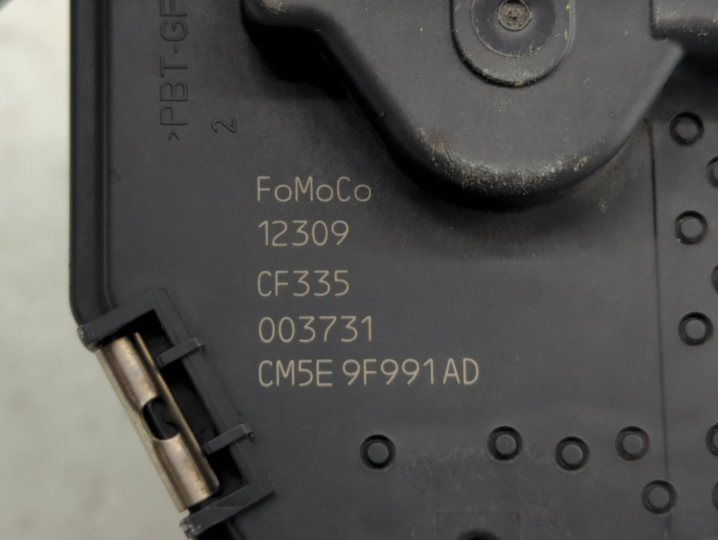 2013-2016 Ford Escape Throttle Body P/N:0280750585 0280750566, DS7E-9F991-BB Fits Fits 2012 2013 2014 2015 2016 2017 OEM Use
