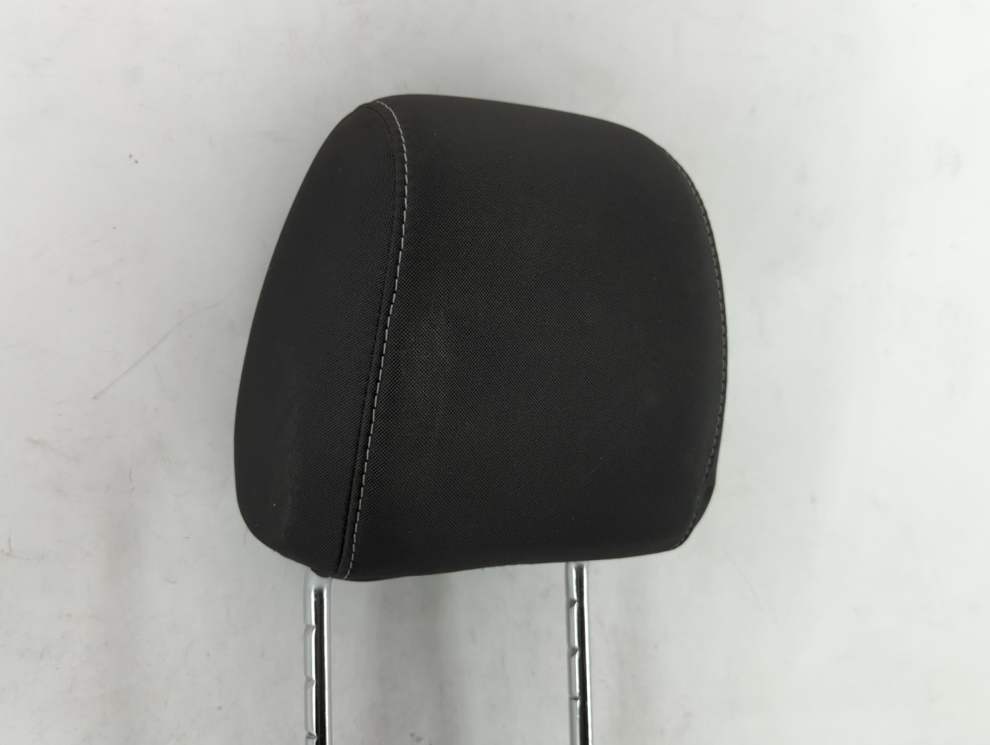 2013-2015 Ford Escape Headrest Head Rest Front Driver Passenger Seat Fits Fits 2013 2014 2015 OEM Used Auto Parts - Oemuseda