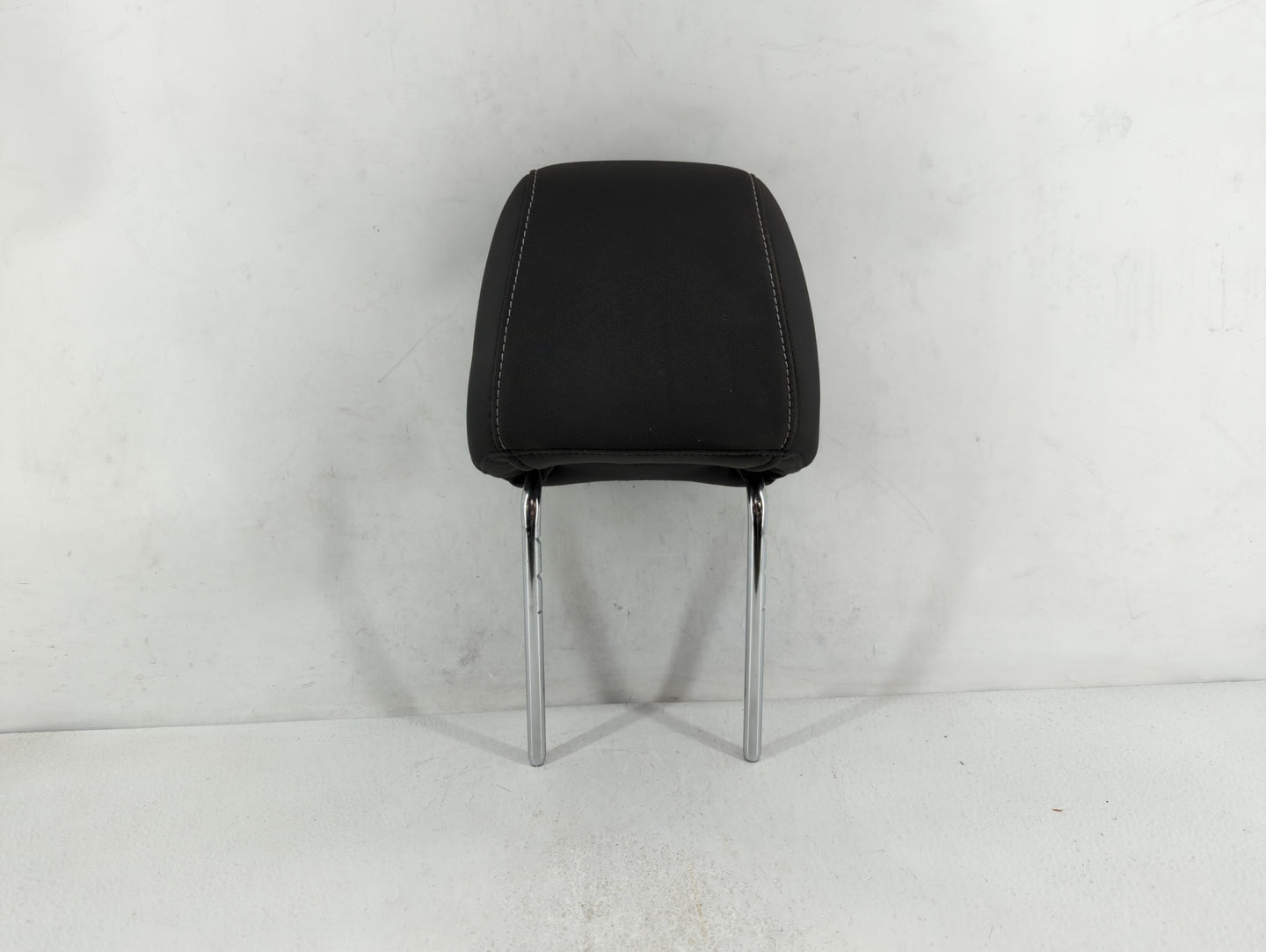 2013-2015 Ford Escape Headrest Head Rest Front Driver Passenger Seat Fits Fits 2013 2014 2015 OEM Used Auto Parts - Oemuseda