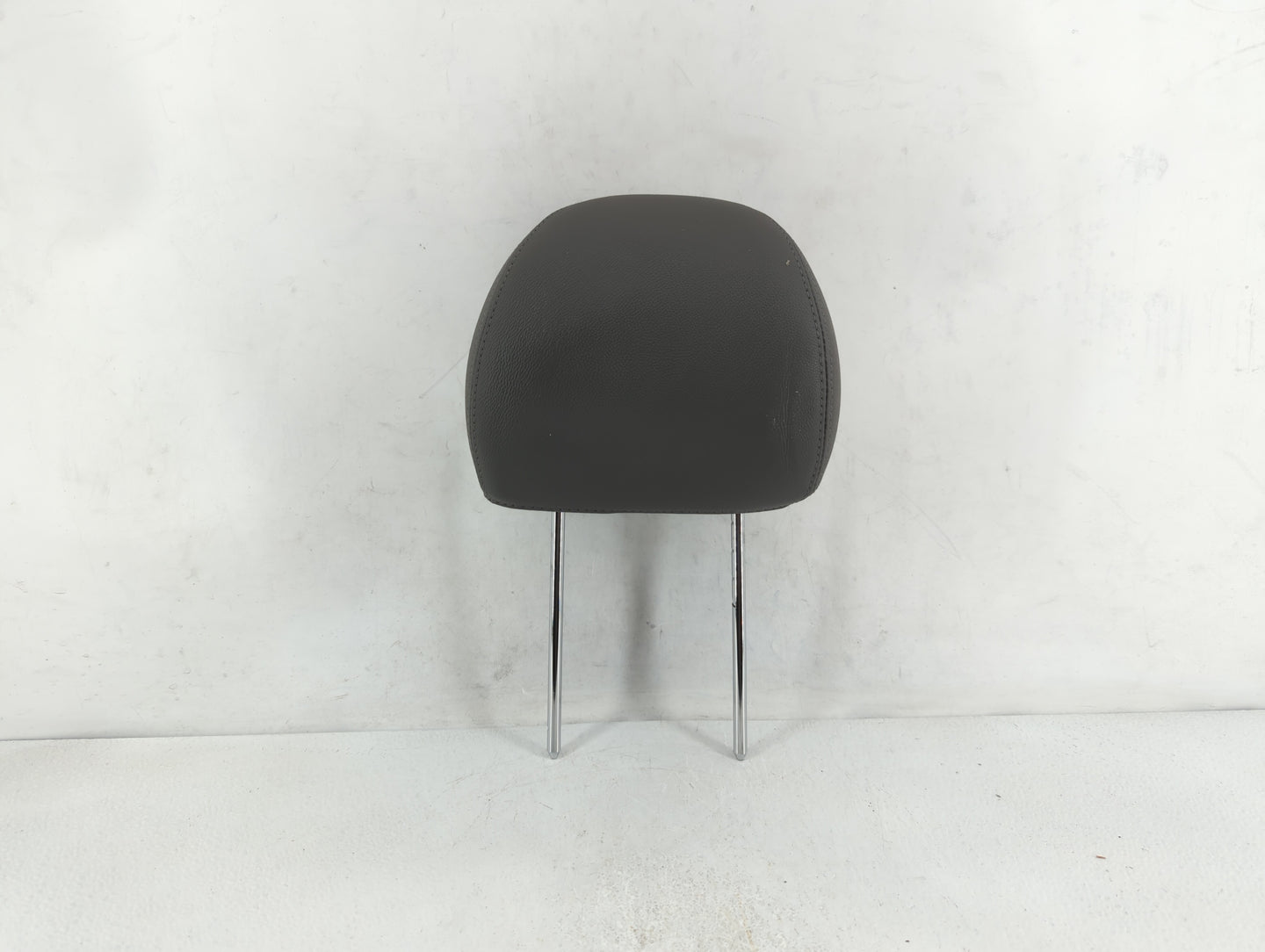 2013-2015 Ford Escape Headrest Head Rest Front Driver Passenger Seat Fits Fits 2013 2014 2015 OEM Used Auto Parts - Oemuseda