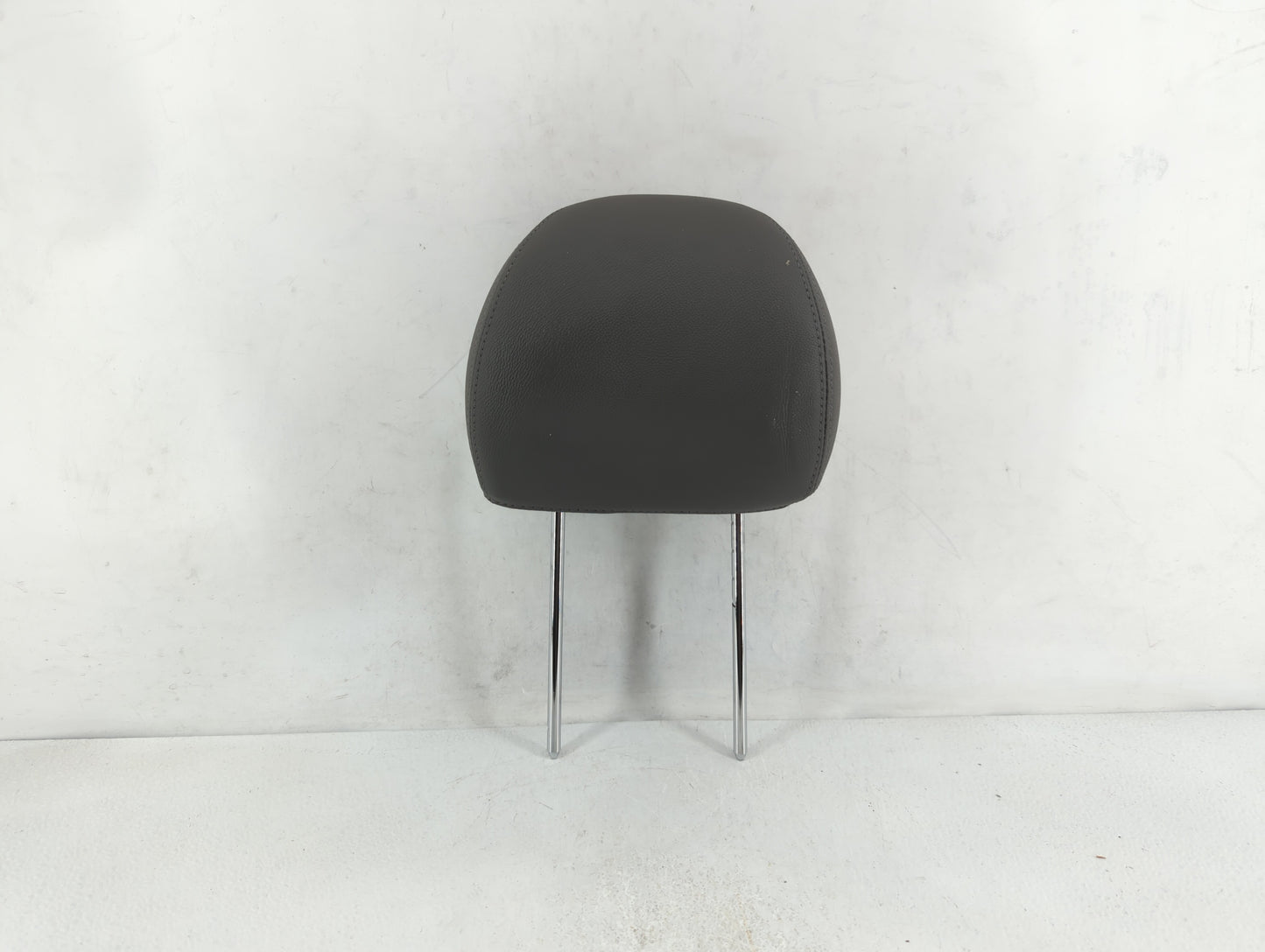 2013-2015 Ford Escape Headrest Head Rest Front Driver Passenger Seat Fits Fits 2013 2014 2015 OEM Used Auto Parts - Oemuseda