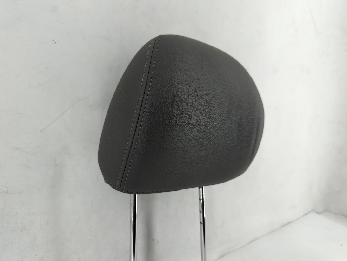 2013-2015 Ford Escape Headrest Head Rest Front Driver Passenger Seat Fits Fits 2013 2014 2015 OEM Used Auto Parts - Oemuseda