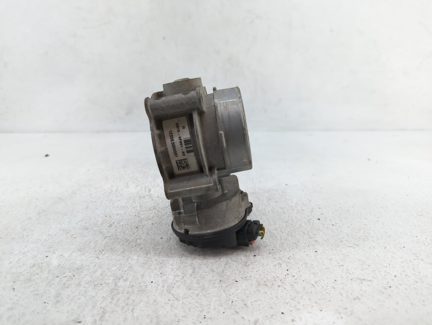 2013-2019 Ford Escape Throttle Body P/N:DS7E-9F991-AG DS7E-9F991-AK Fits Fits 2013 2014 2015 2016 2017 2018 2019 2020 OEM Us