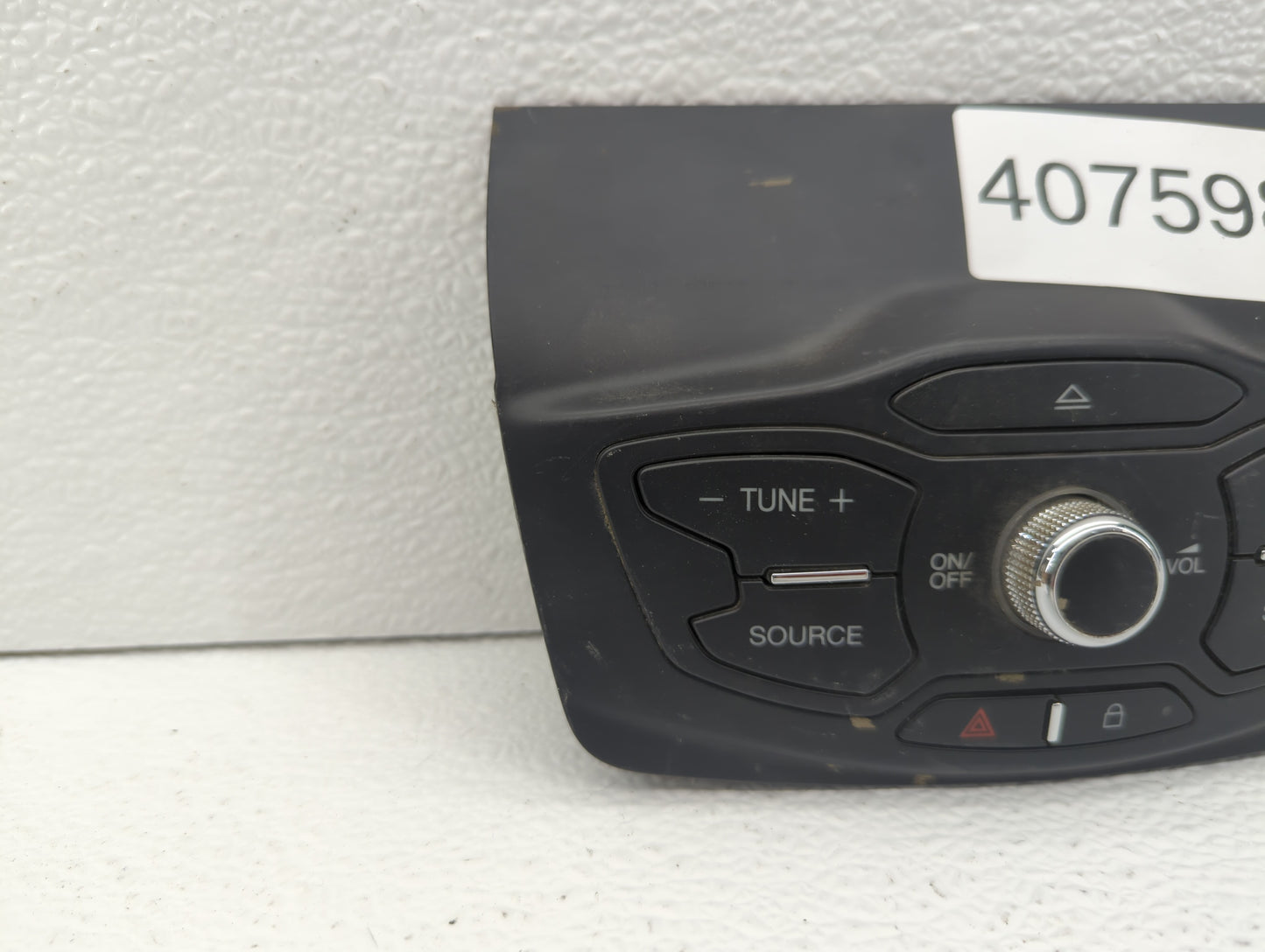 2013-2016 Ford Escape Radio Control Panel - Oemusedautoparts1.com