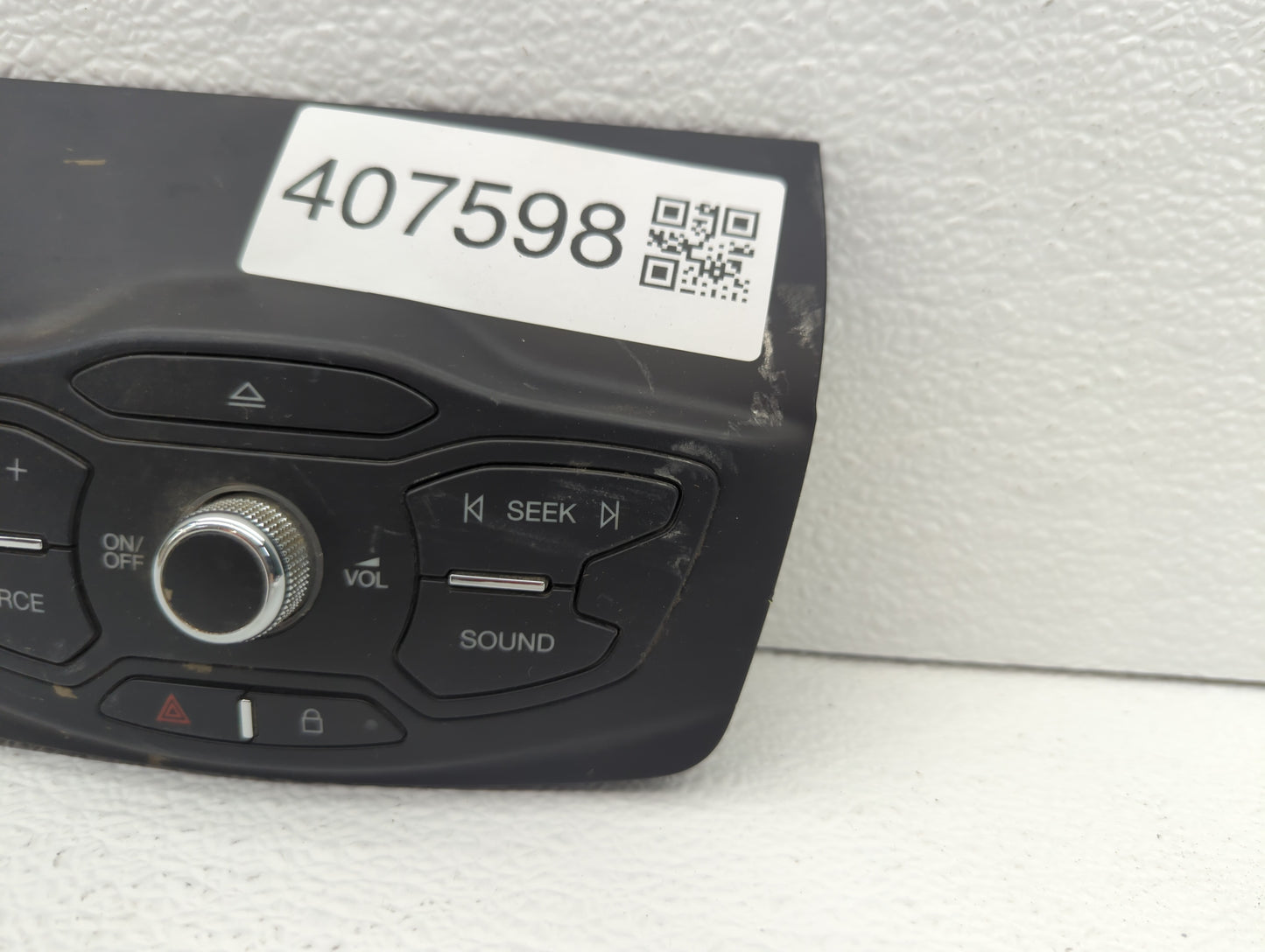 2013-2016 Ford Escape Radio Control Panel - Oemusedautoparts1.com