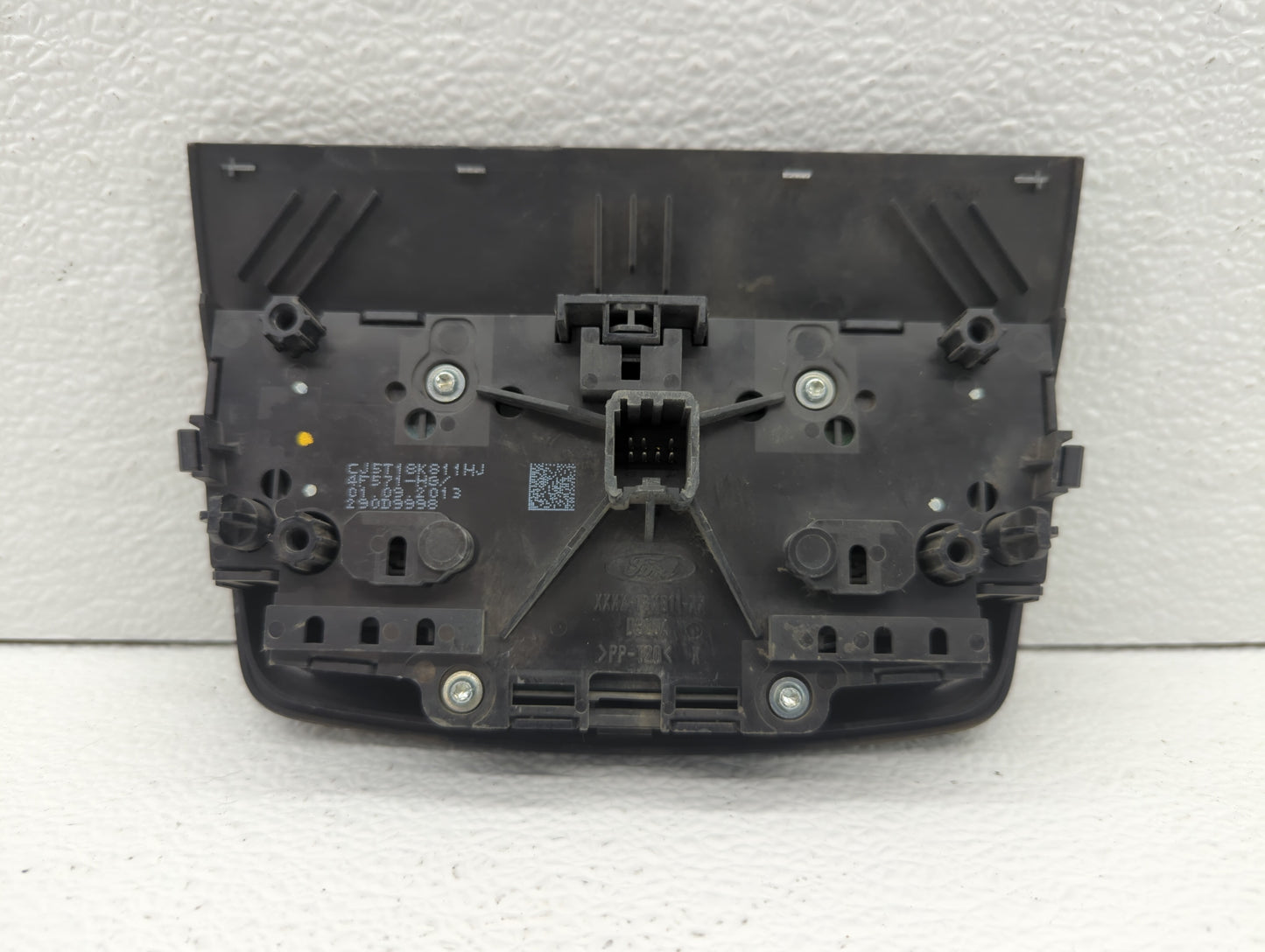 2013-2016 Ford Escape Radio Control Panel - Oemusedautoparts1.com