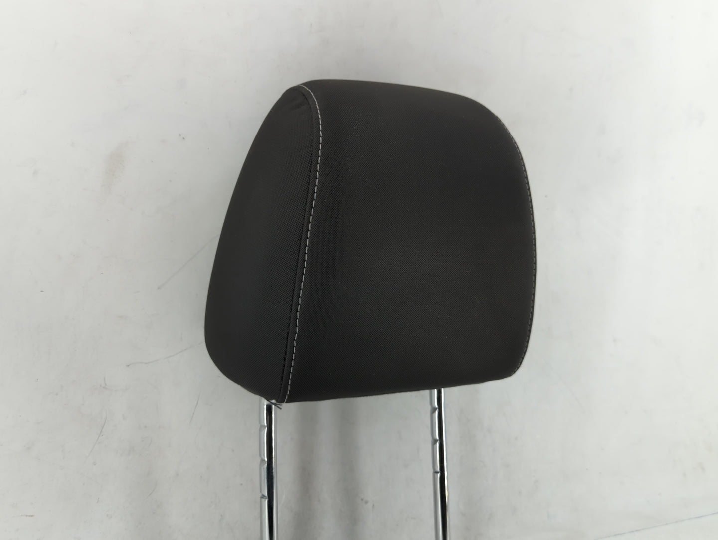 2013-2015 Ford Escape Headrest Head Rest Front Driver Passenger Seat Fits Fits 2013 2014 2015 OEM Used Auto Parts - Oemuseda