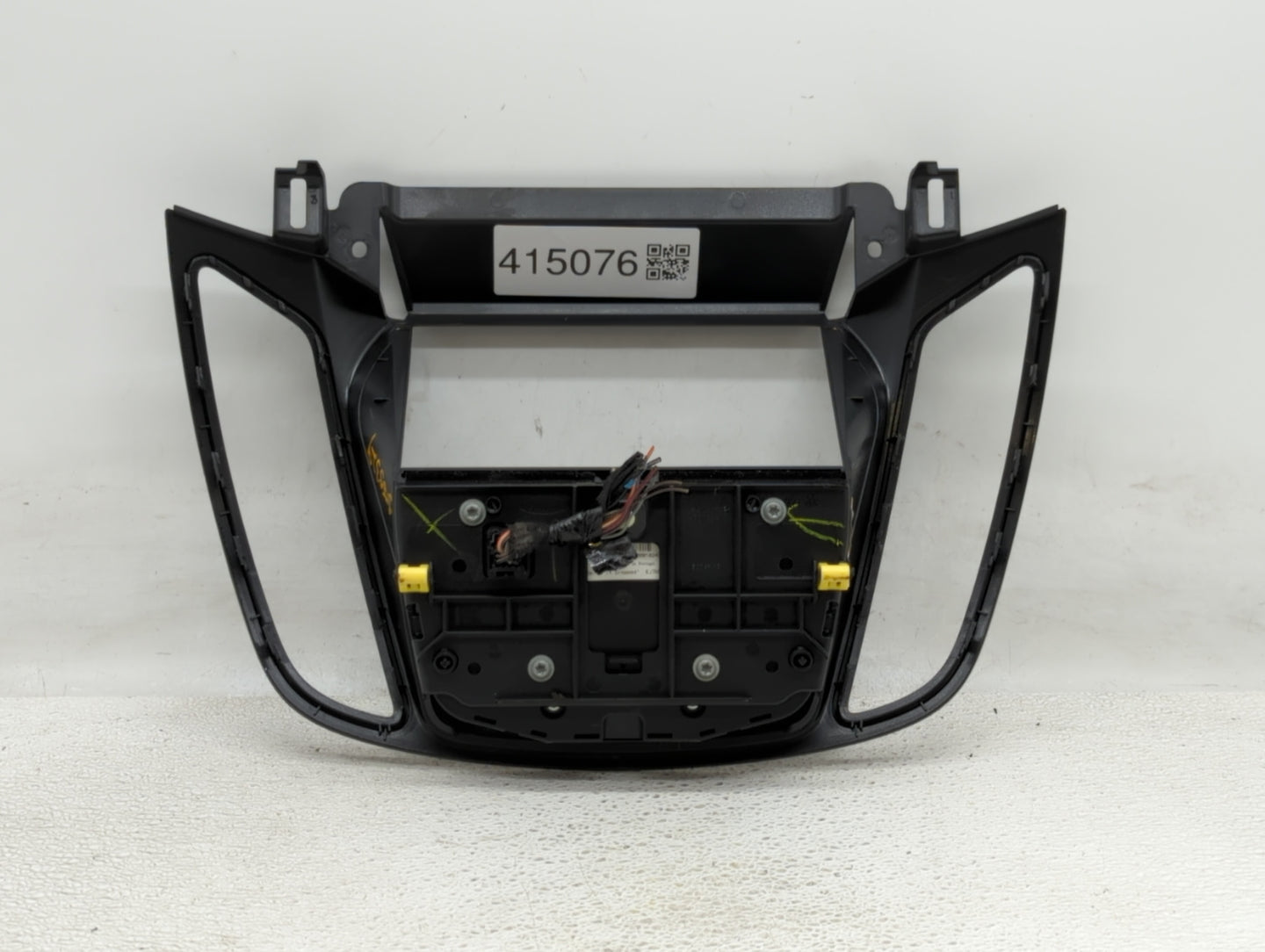 2013-2016 Ford Escape Radio Control Panel - Oemusedautoparts1.com